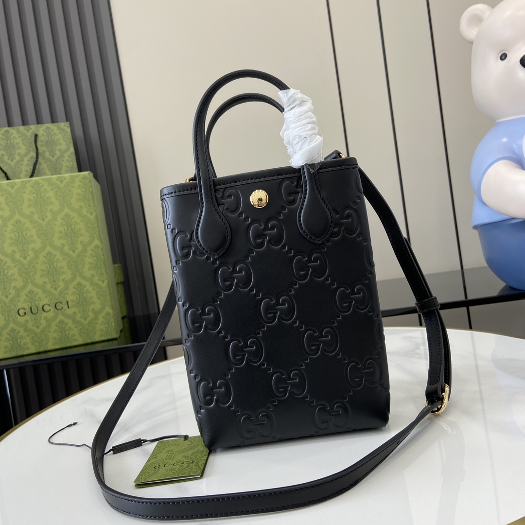 Gucci GG Super Mini Bag With Strap - DesignerGu