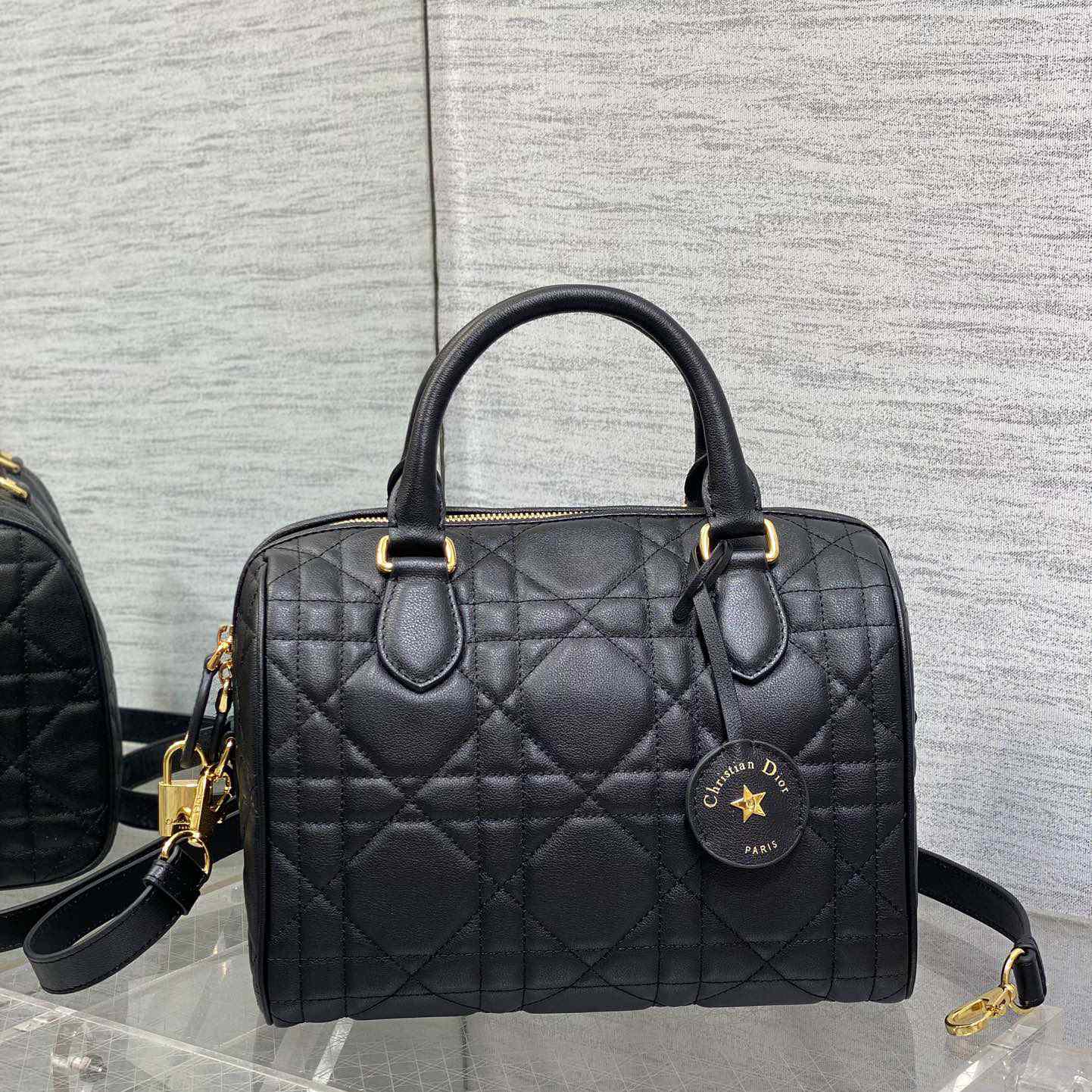 Dior Groove 25 Bag - DesignerGu