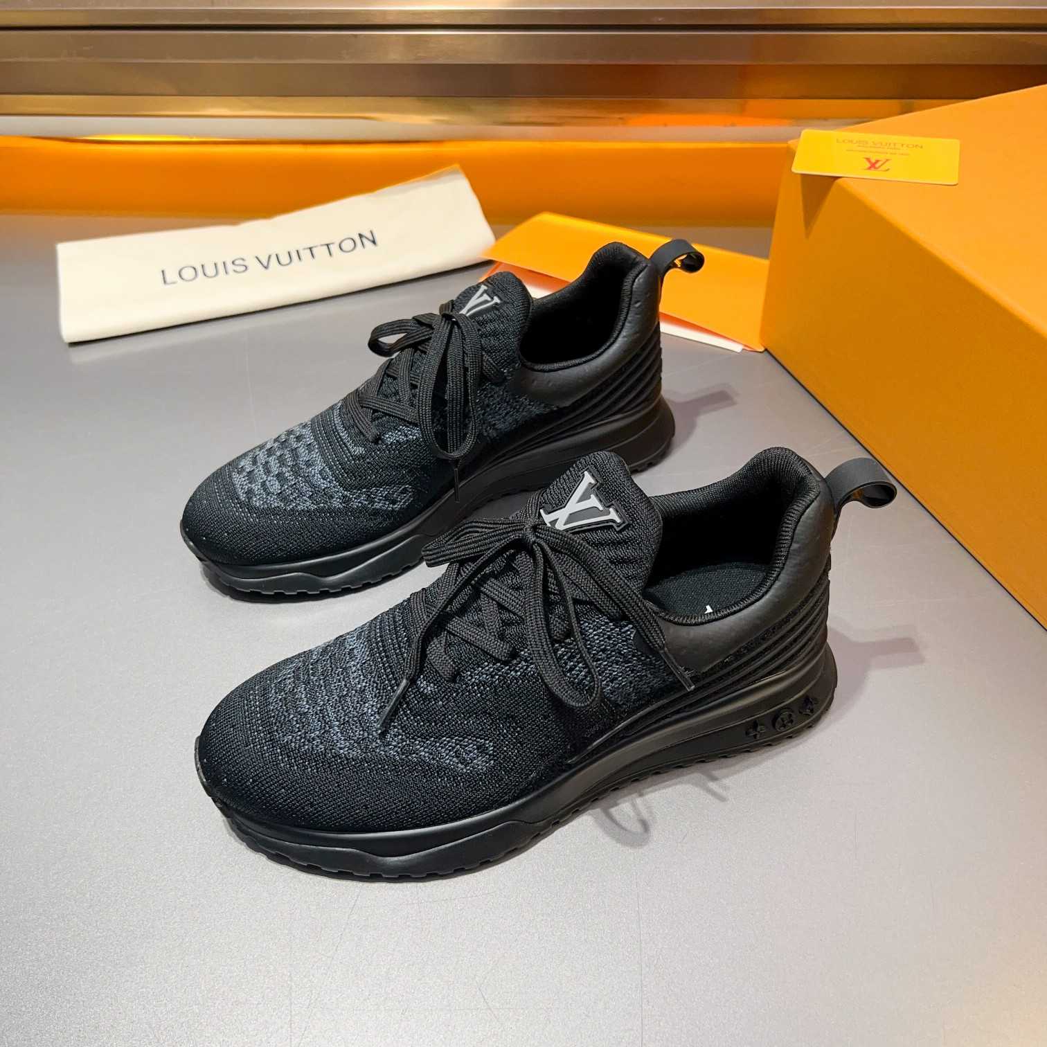 Louis Vuitton VNR Sneaker   - DesignerGu