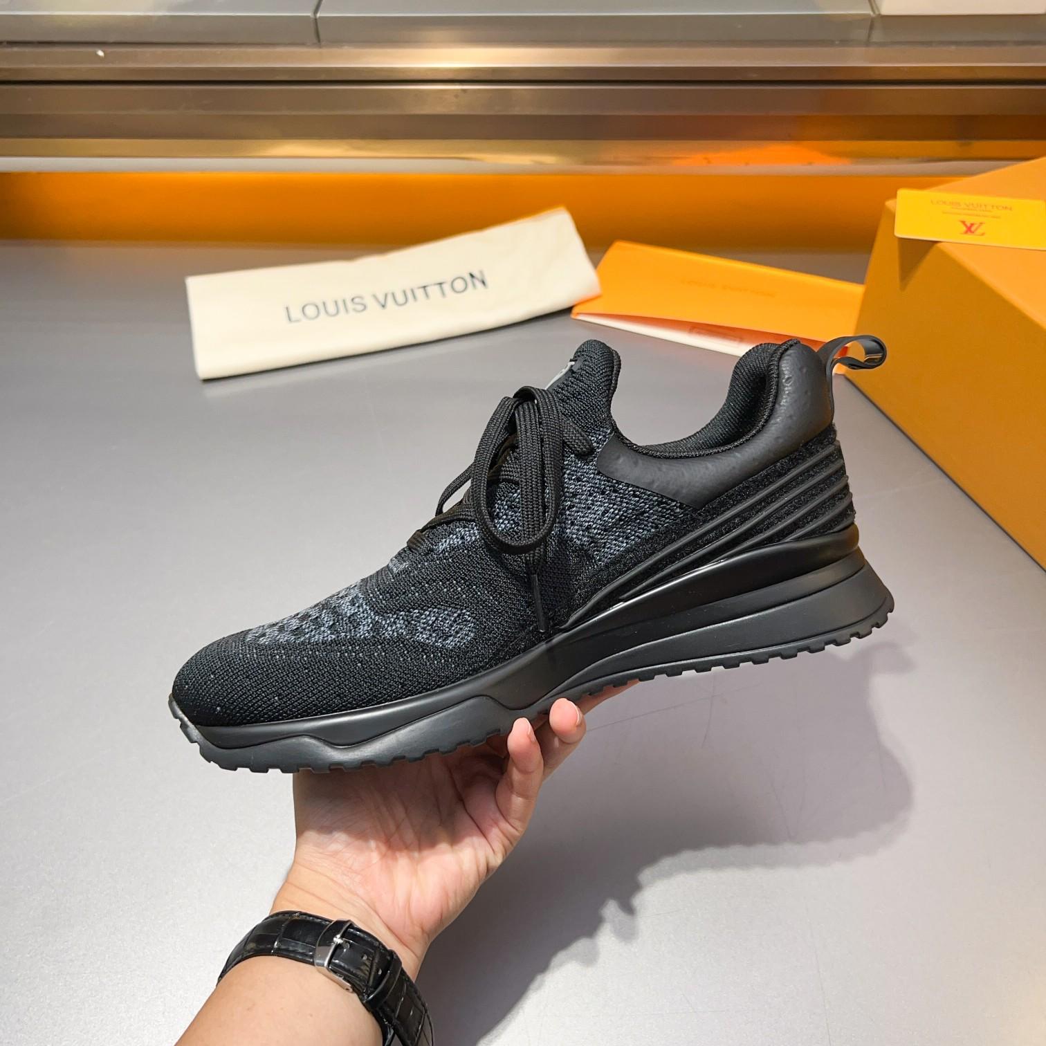 Louis Vuitton VNR Sneaker   - DesignerGu