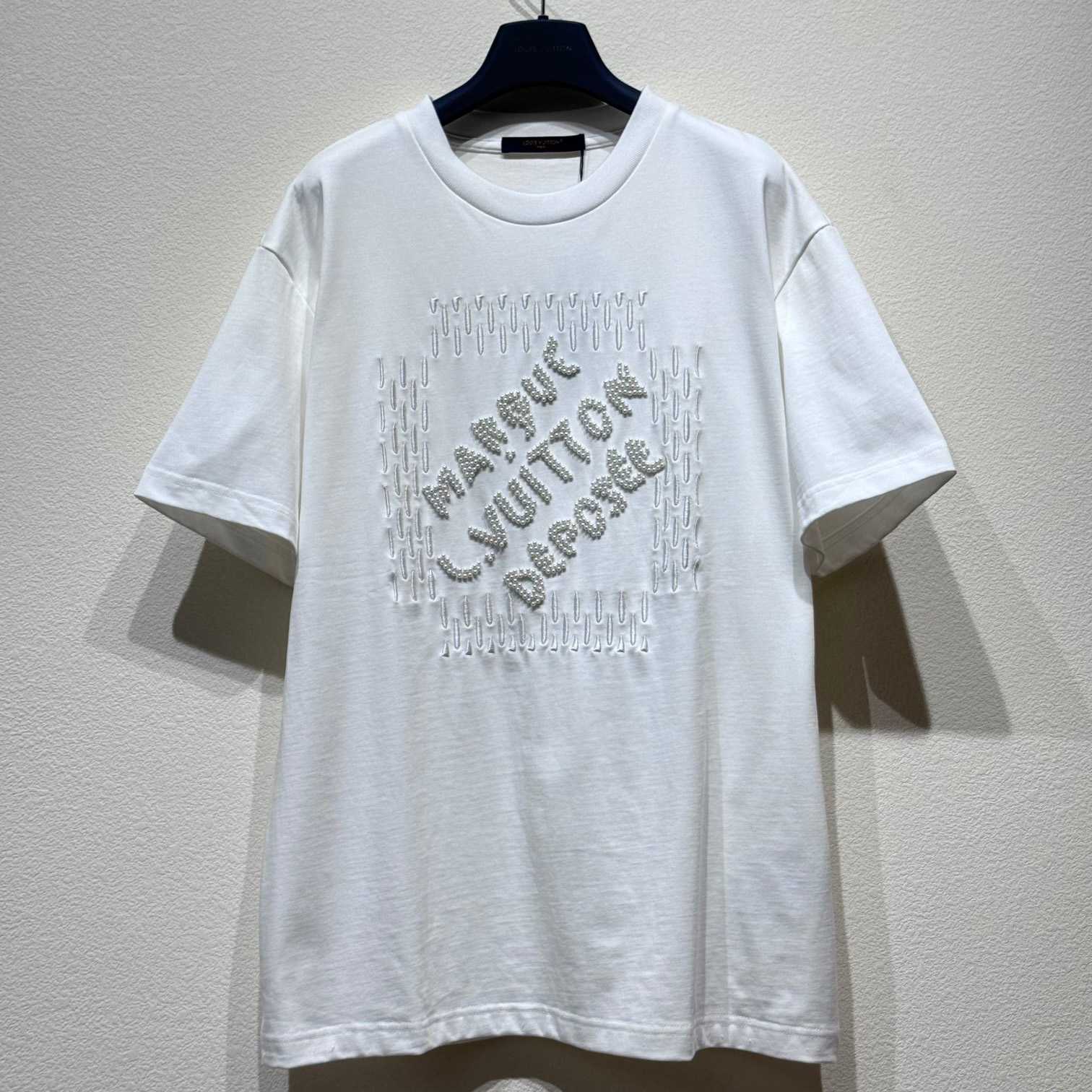 Louis Vuitton Embroidered Signature Cotton T-Shirt  1AFV76 - DesignerGu