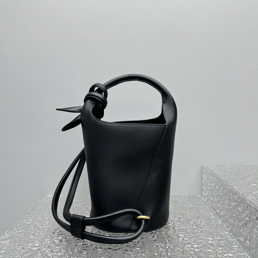 Jacquemus Le petit Tourni Mini Knotted Bucket Bag - DesignerGu