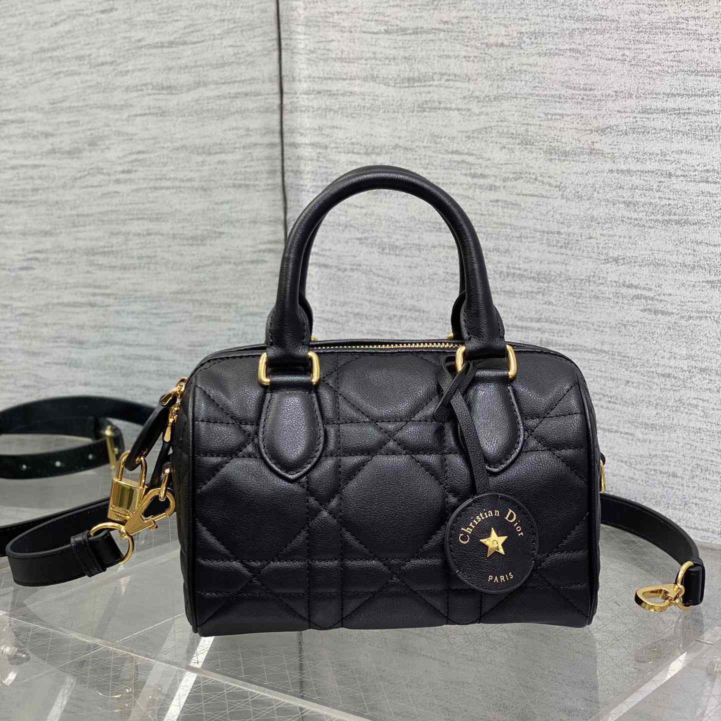 Dior Groove 25 Bag - DesignerGu