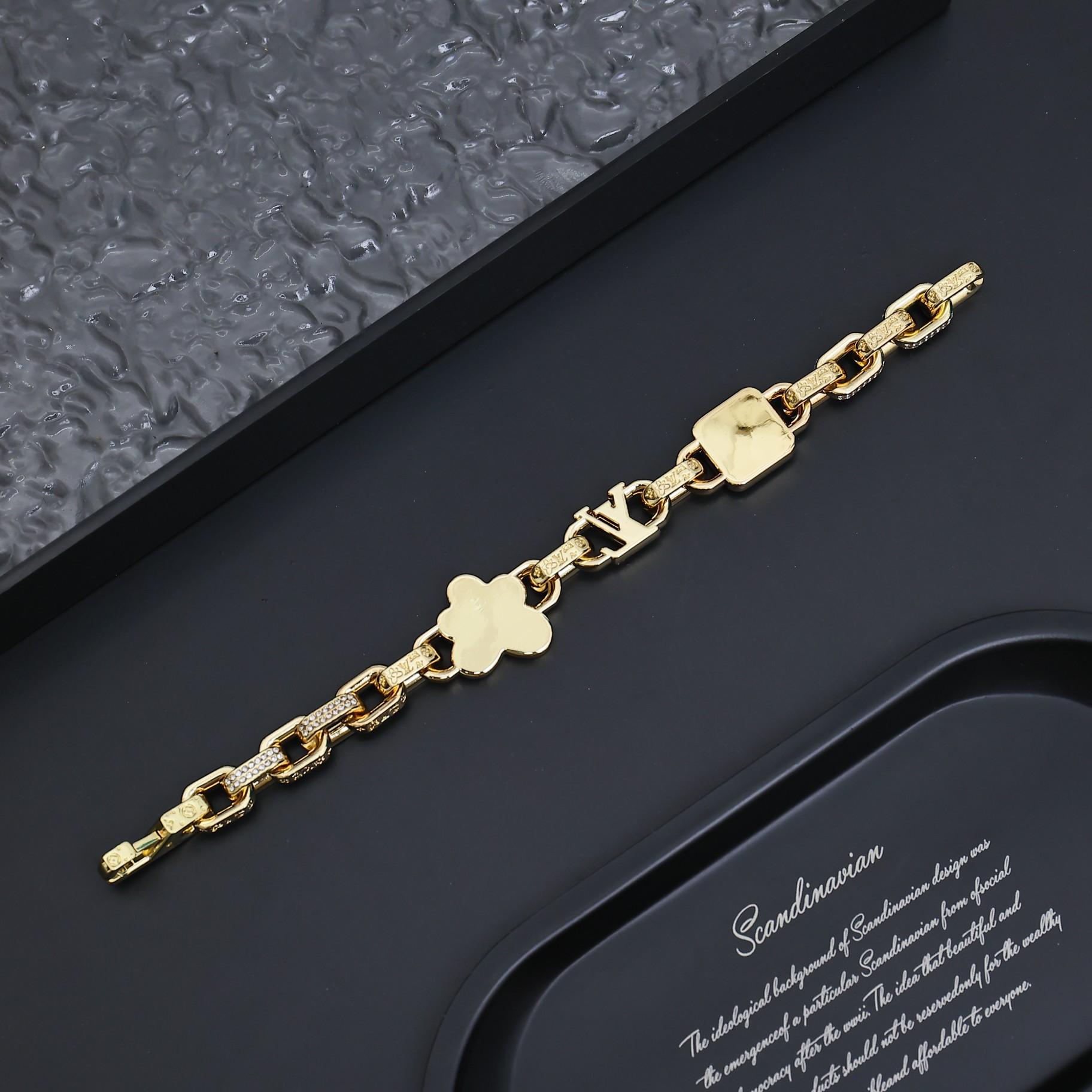 Louis Vuitton Paradise Stone Bracelet   M1594M - DesignerGu