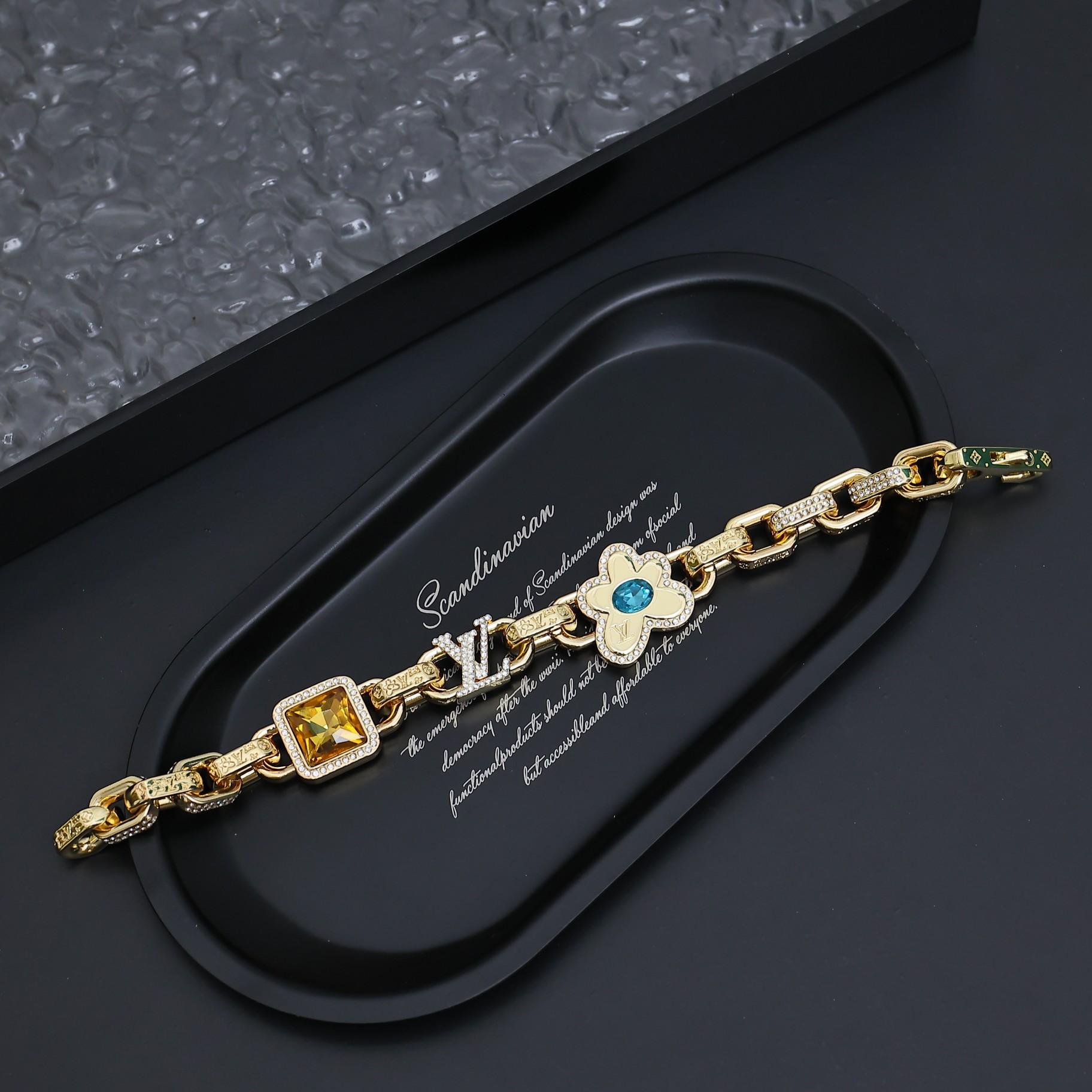 Louis Vuitton Paradise Stone Bracelet   M1594M - DesignerGu