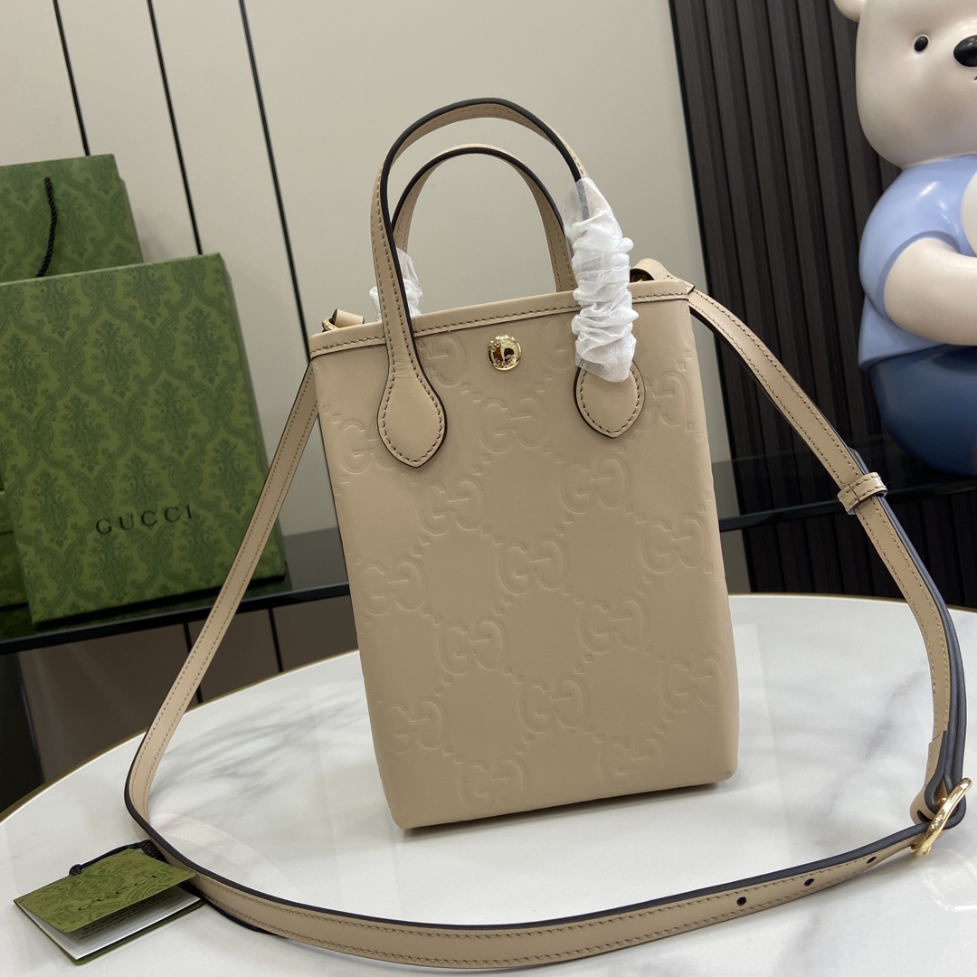 Gucci GG Super Mini Bag With Strap - DesignerGu