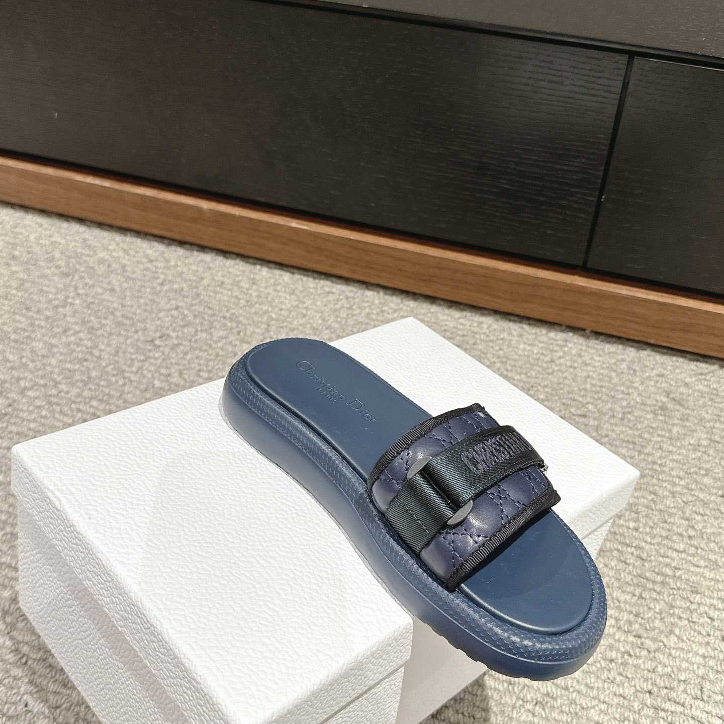 Dior Dioriviera Dio(r)evolution Slide - DesignerGu