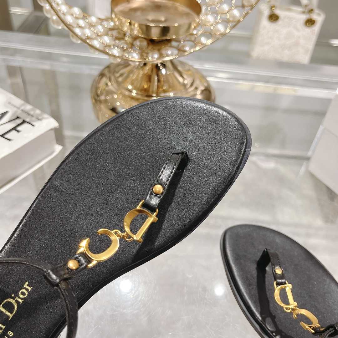 Dior Dioriviera C'est Dior Thong Sandal - DesignerGu