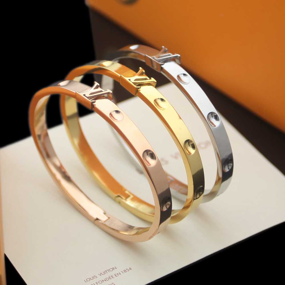 Louis Vuitton Empreinte Bangle - DesignerGu