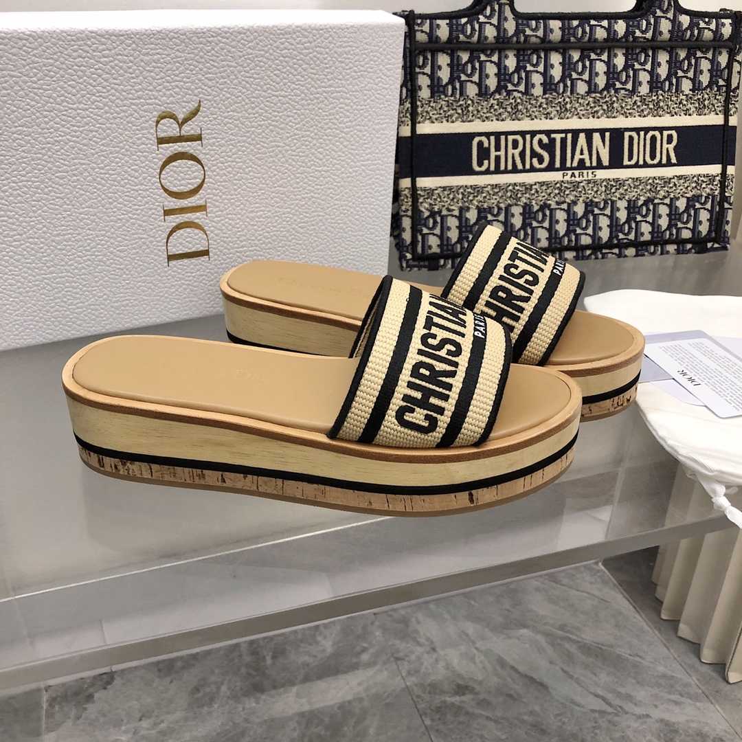 Dior Dioriviera Dway Platform Slide - DesignerGu