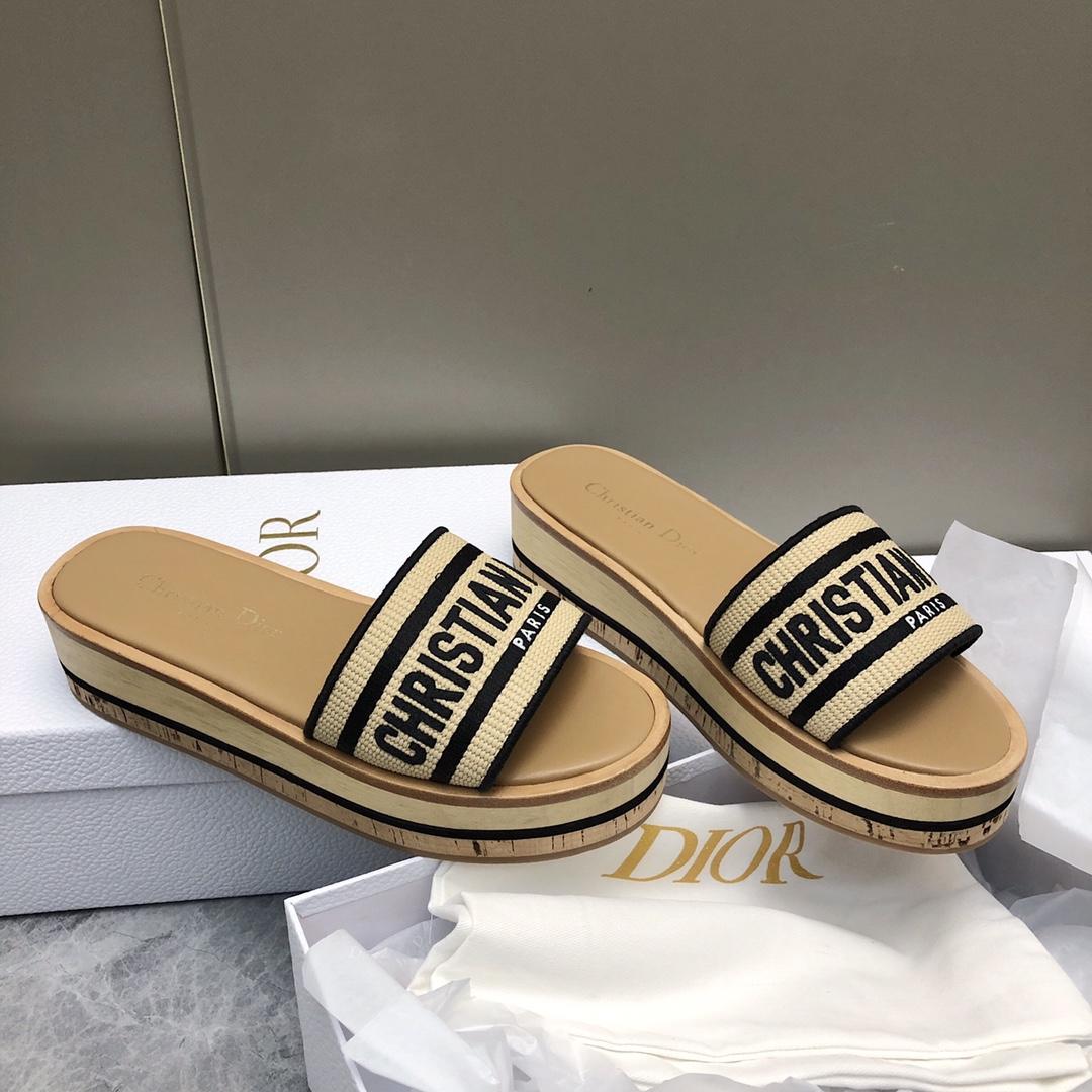 Dior Dioriviera Dway Platform Slide - DesignerGu