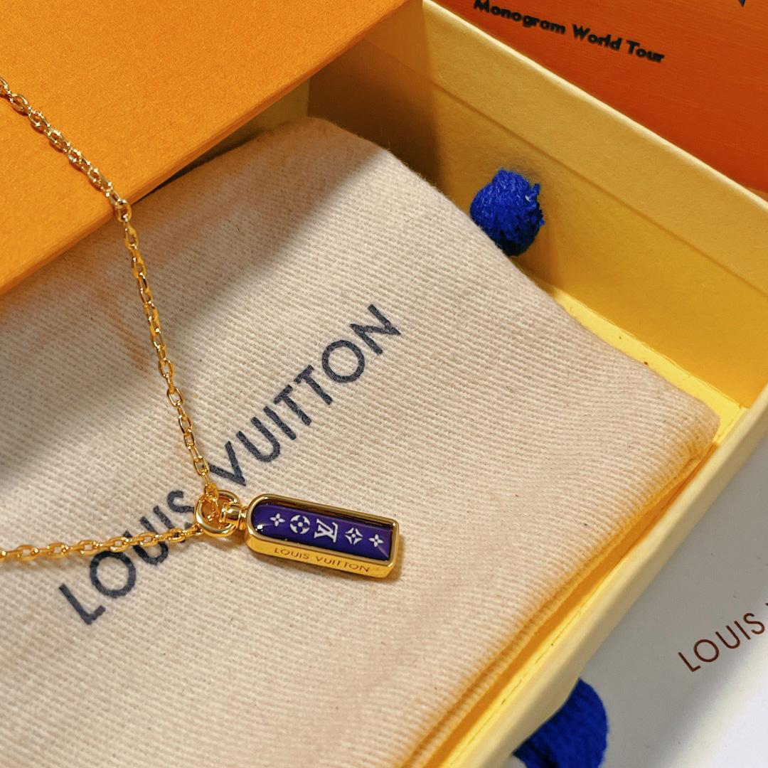 Louis Vuitton Les Gastons Vuitton Small Tag Pendant - DesignerGu