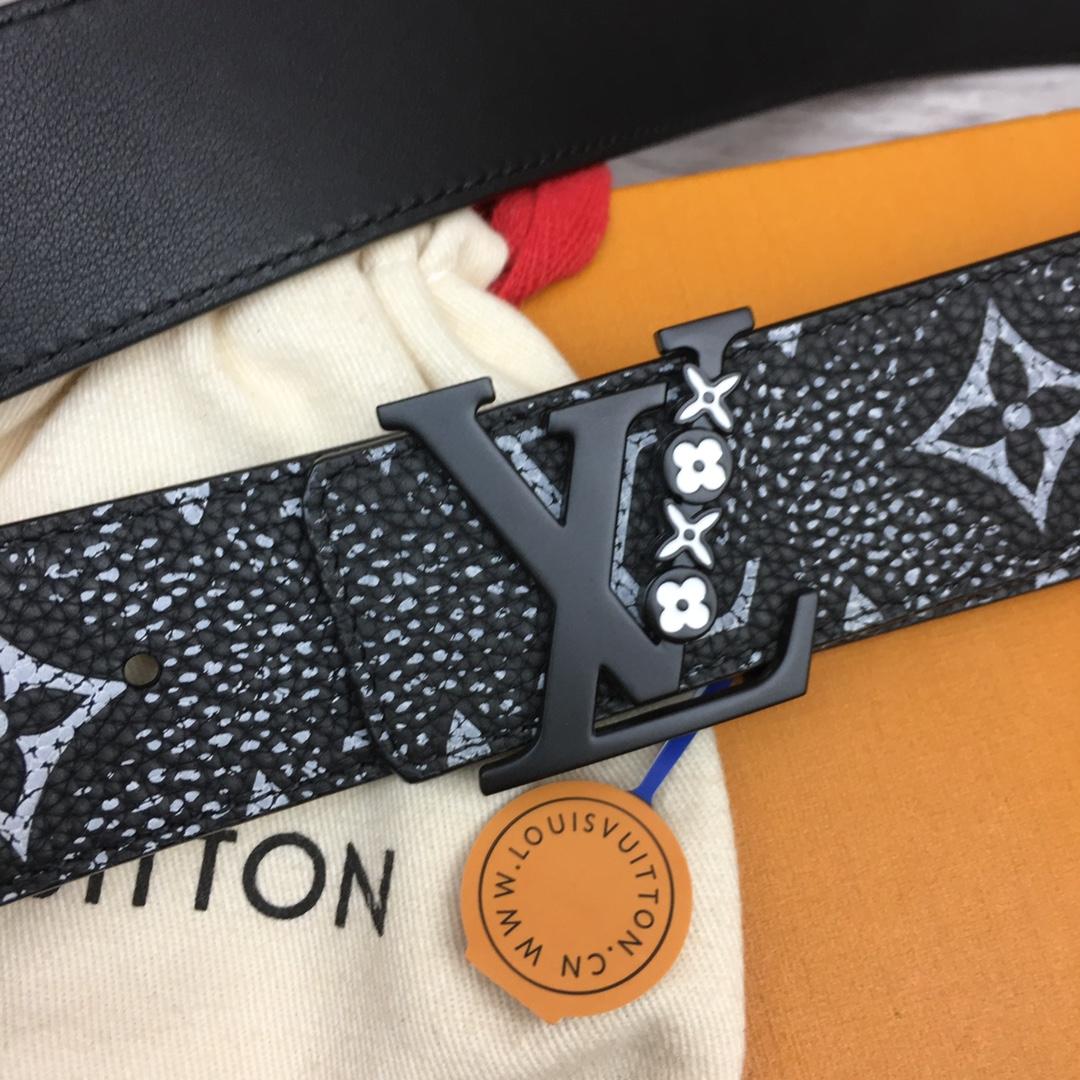 Louis Vuitton 40mm Reversible Belt - DesignerGu