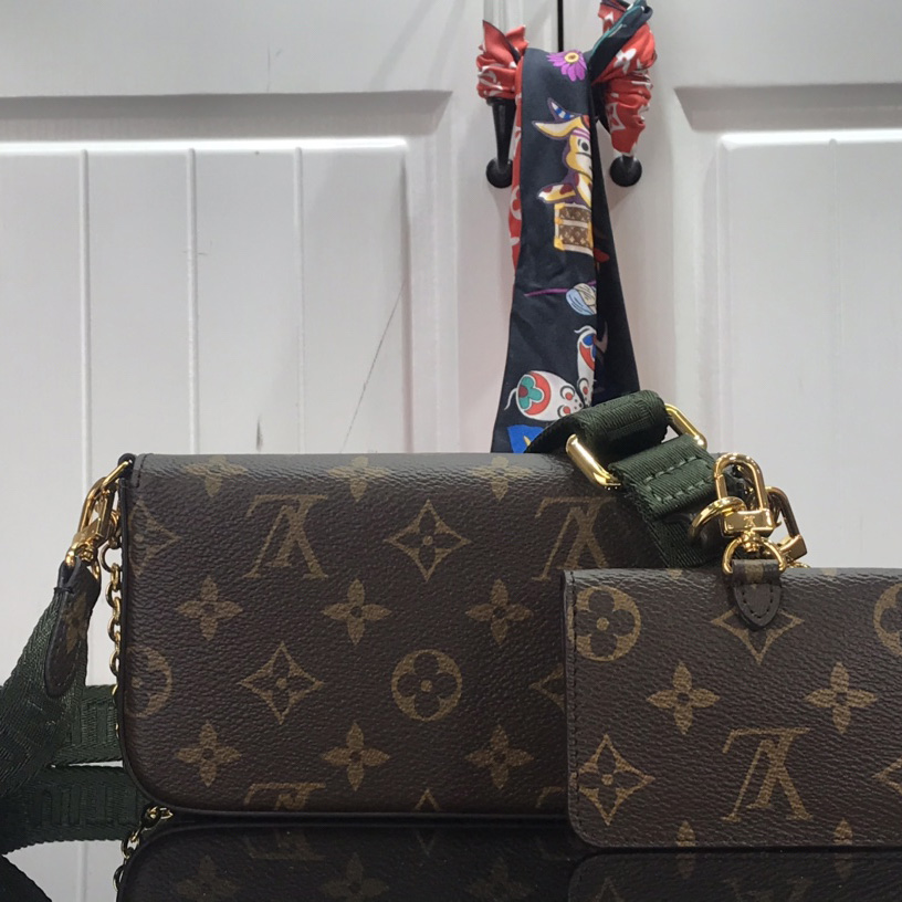 Louis Vuitton Monogram Mini Felicie Multi Bag （ 17-9.5-6.5 cm）  M80091 - DesignerGu