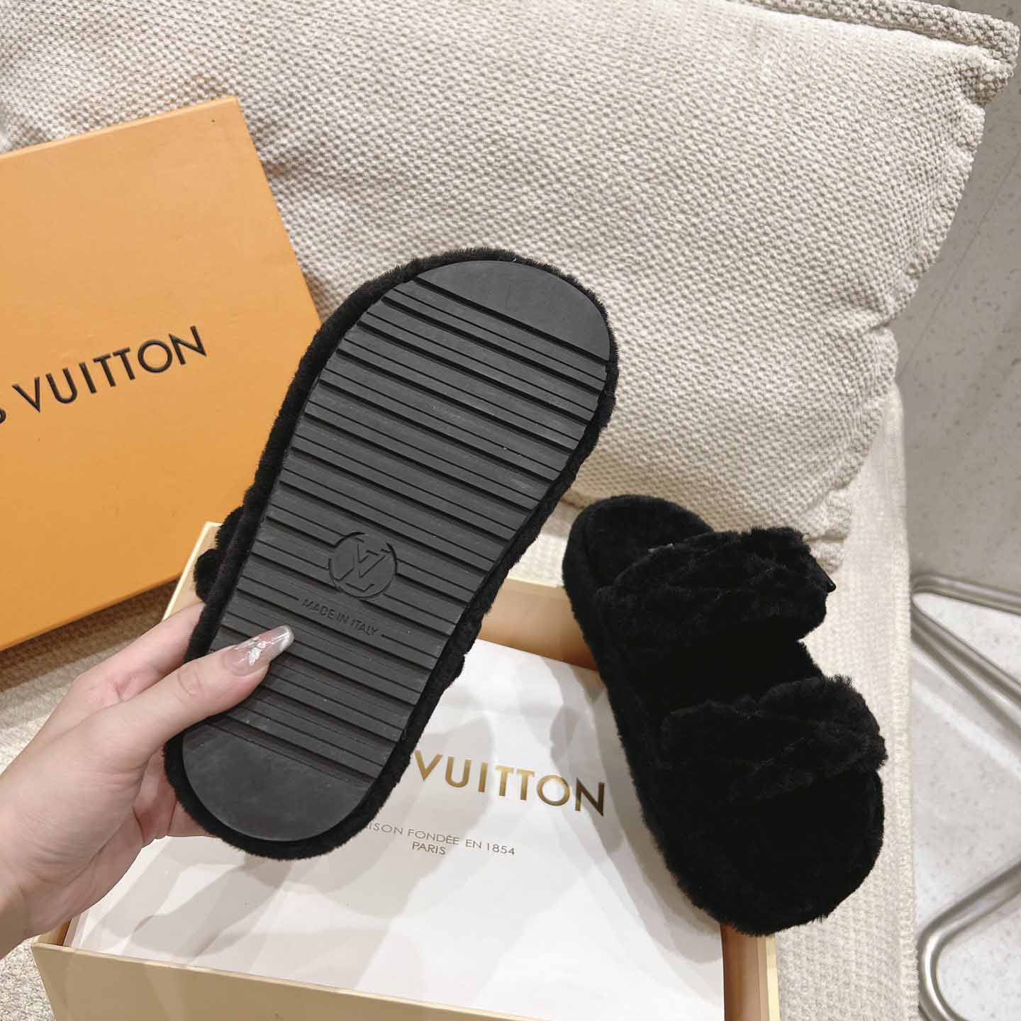 Louis Vuitton LV Sunset Platform Comfort Mule   1ACTV7 - DesignerGu