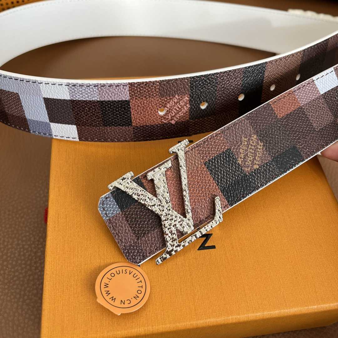 Louis Vuitton LV Initiales 40mm Reversible Belt - DesignerGu