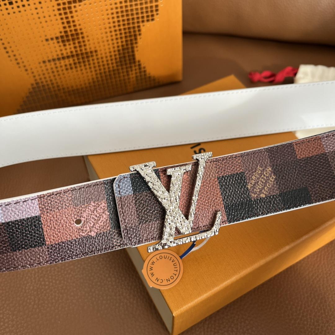 Louis Vuitton LV Initiales 40mm Reversible Belt - DesignerGu