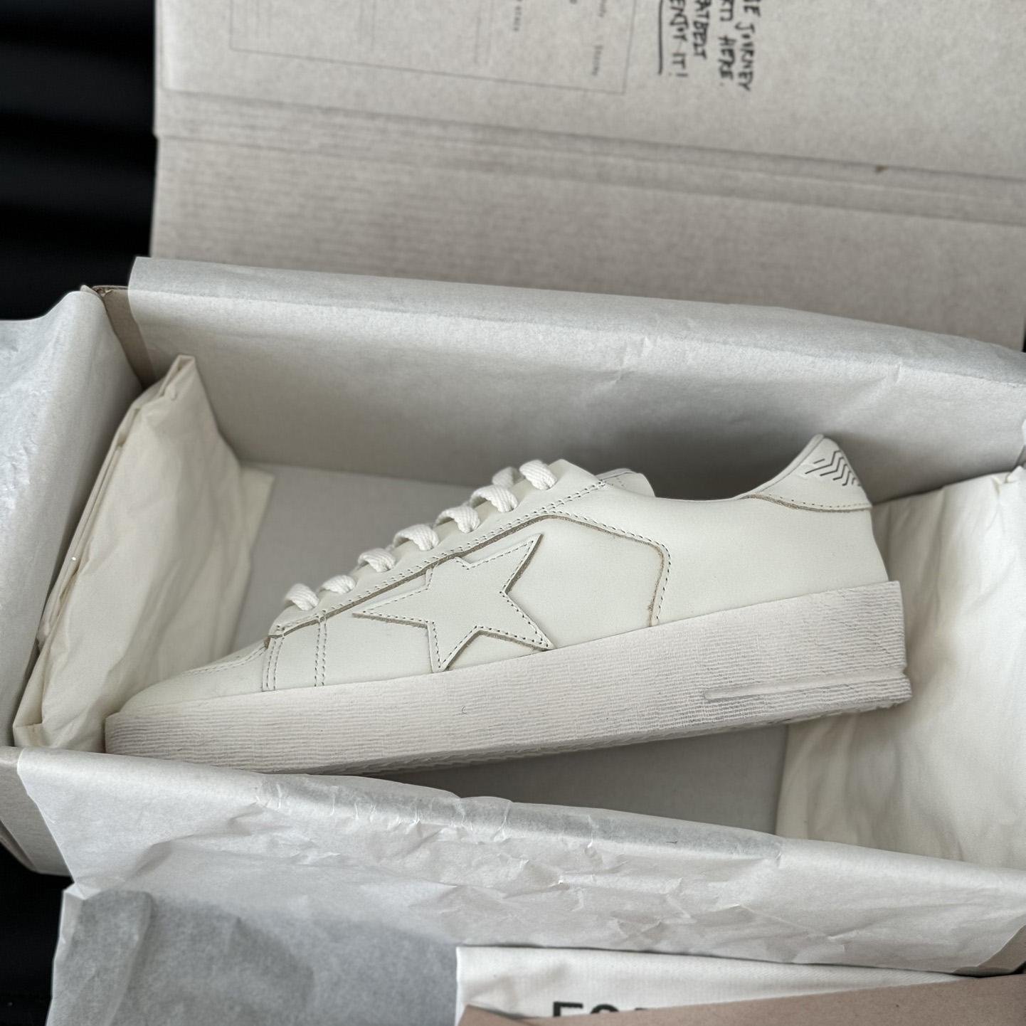 Golden Goose Sneakers - DesignerGu