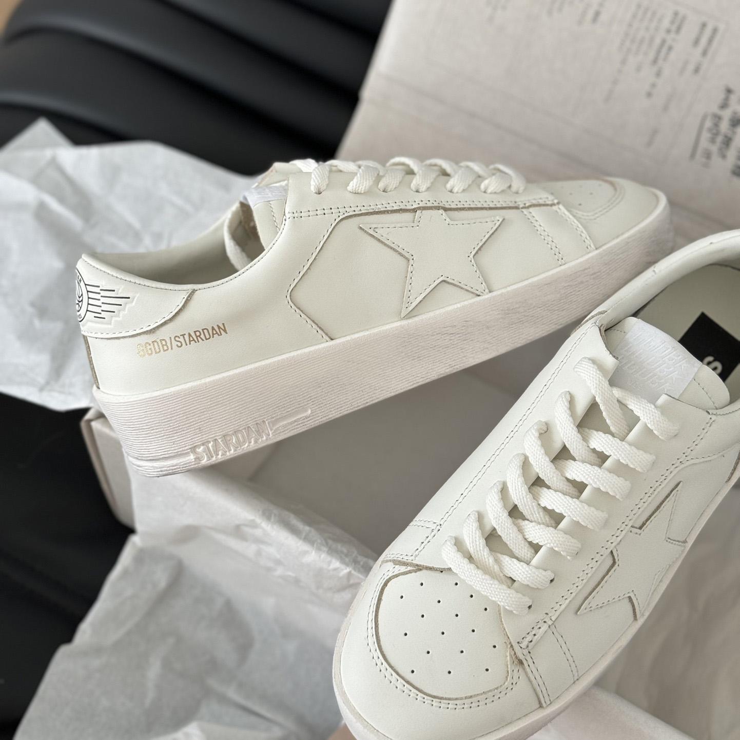 Golden Goose Sneakers - DesignerGu