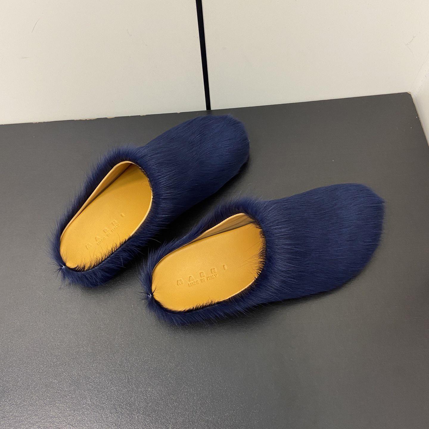 Marni Fussbet Sabot Calf-hair Slippers  - DesignerGu