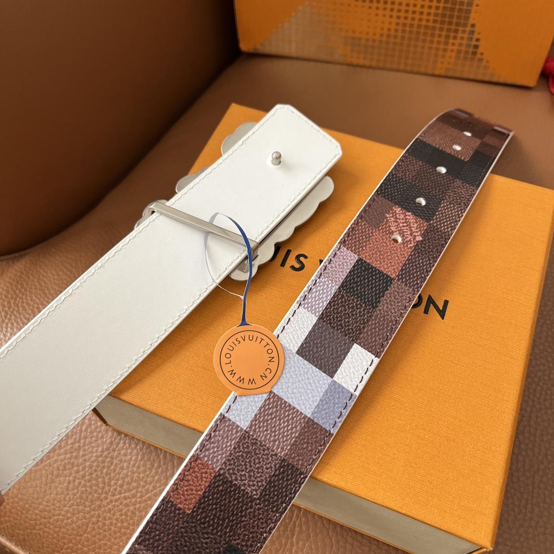 Louis Vuitton LV Initiales 40mm Reversible Belt - DesignerGu