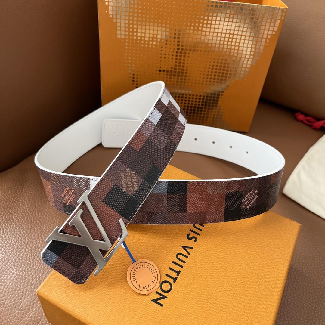 Louis Vuitton LV Initiales 40mm Reversible Belt - DesignerGu