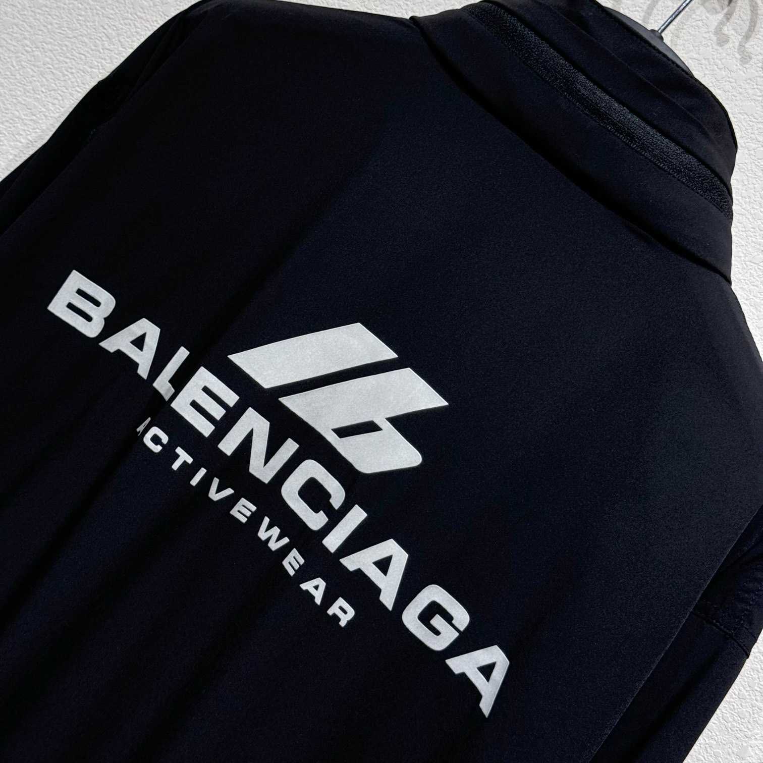 Balenciaga Activewear Windbreaker In Black - DesignerGu