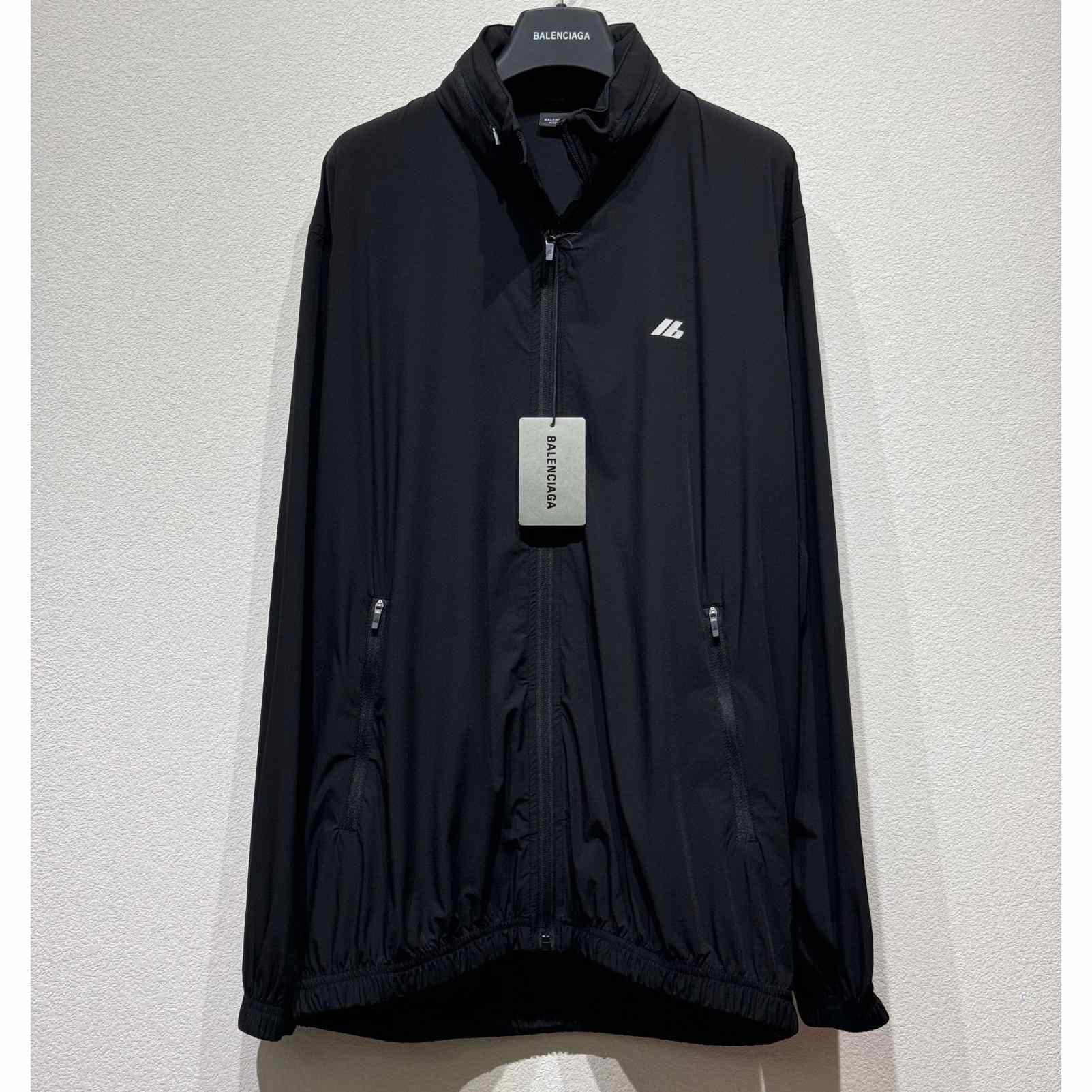 Balenciaga Activewear Windbreaker In Black - DesignerGu