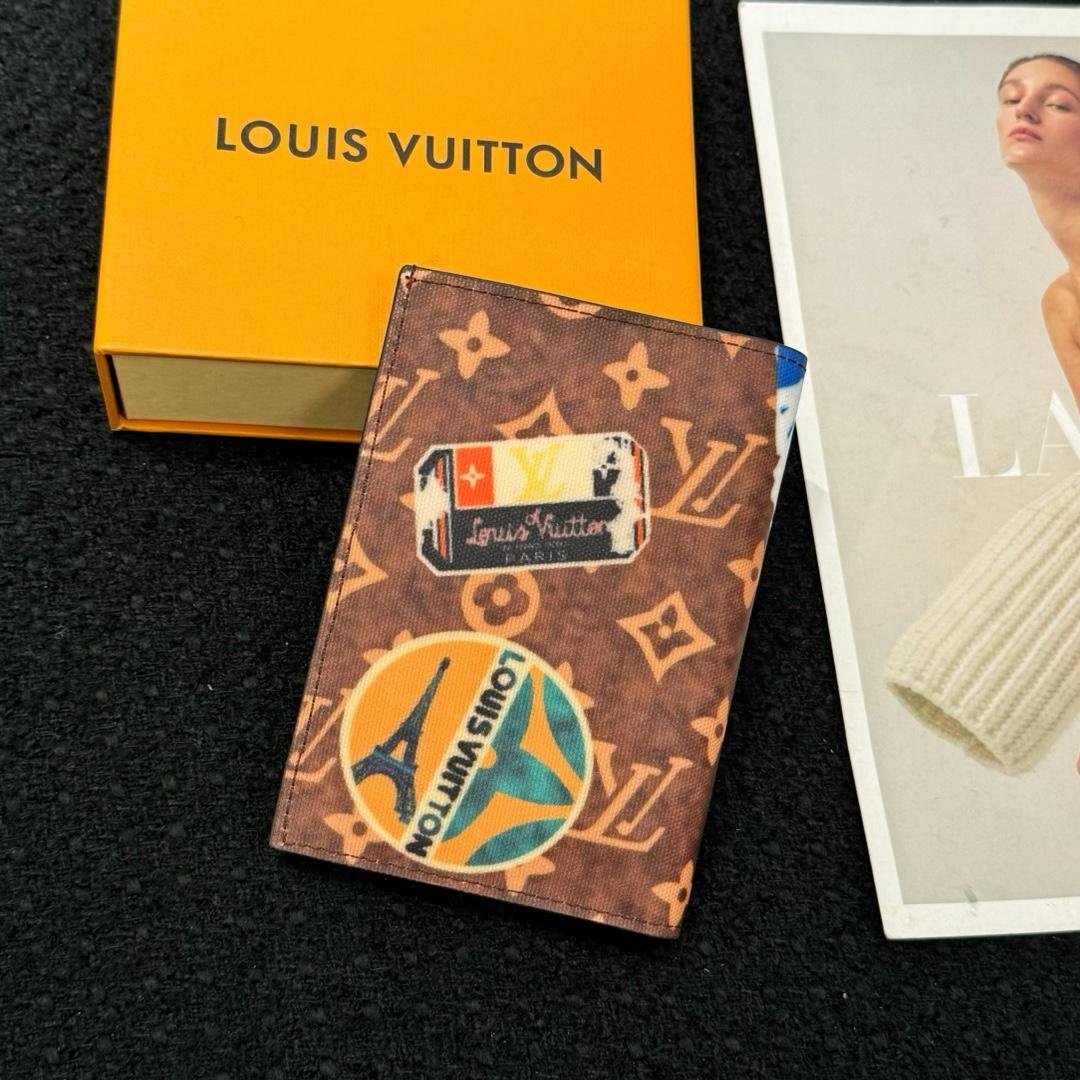 Louis Vuitton Passport Cover   M83519 - DesignerGu