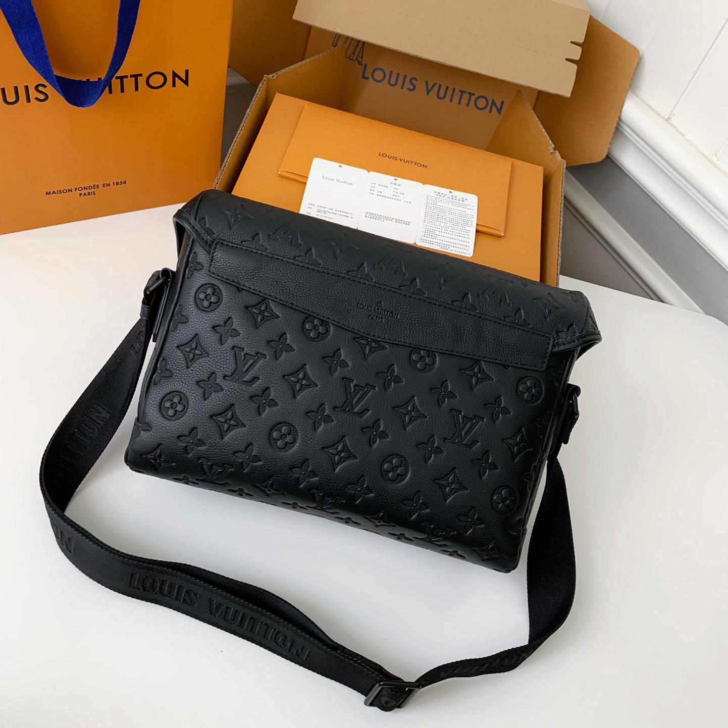 Louis Vuitton Messenger Voyager PM   M25121 - DesignerGu