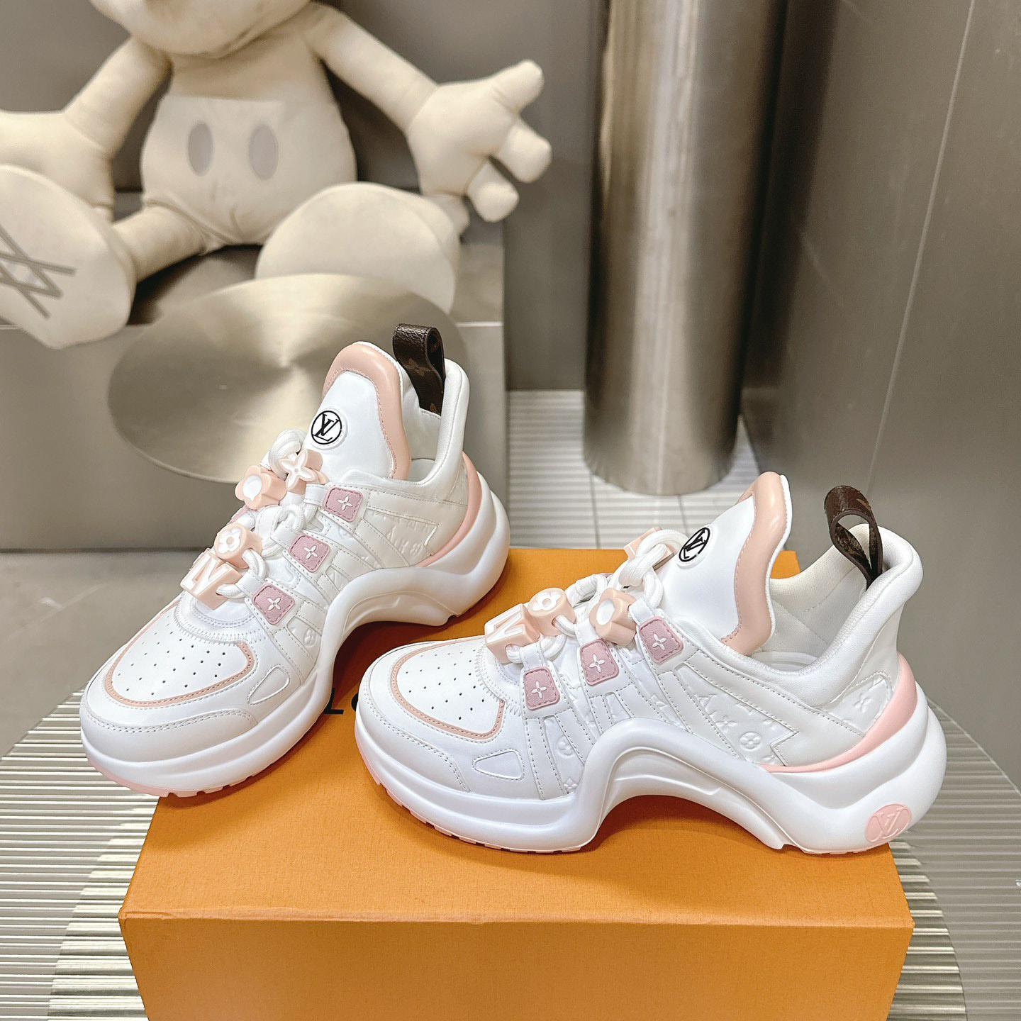 Louis Vuitton LV Archlight Sneaker   1AD28A - DesignerGu