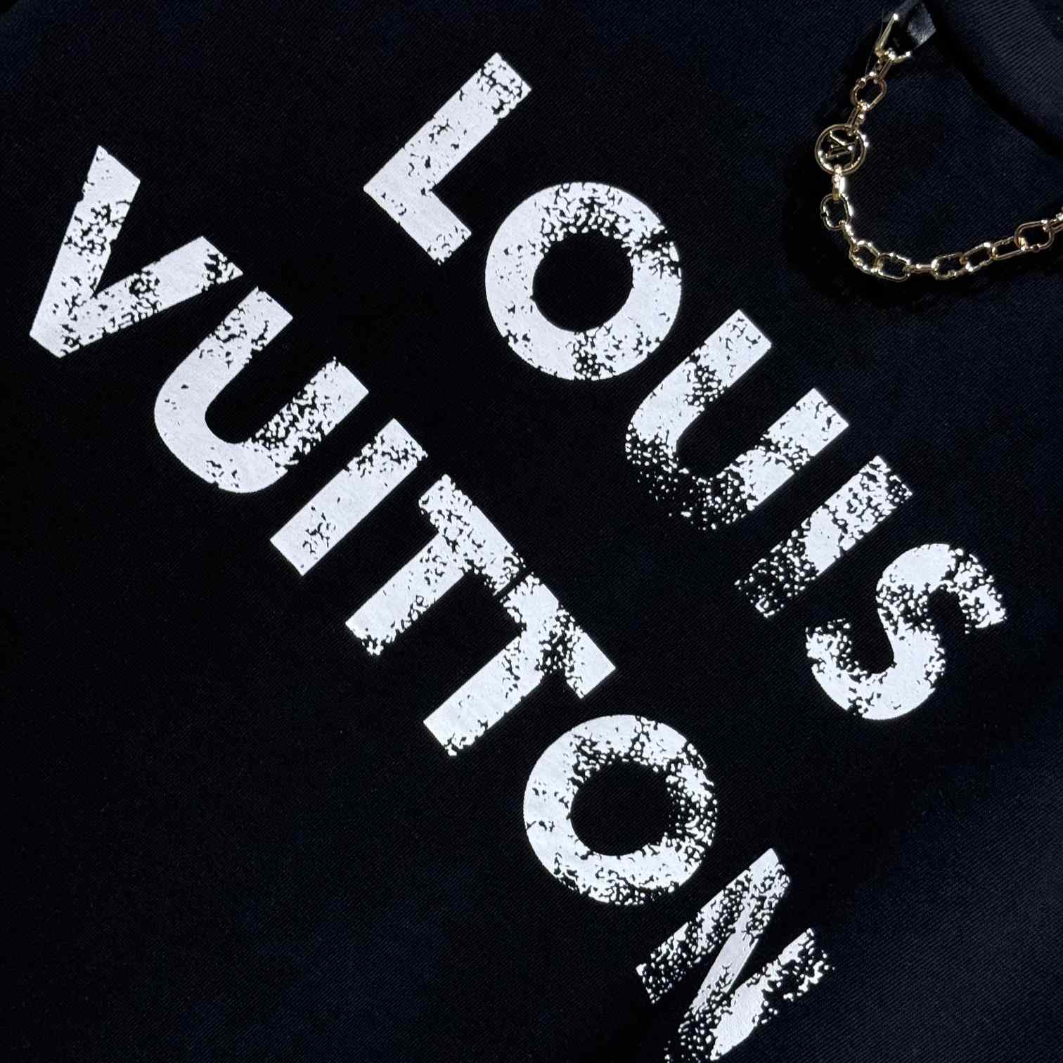 Louis Vuitton Print T-Shirt - DesignerGu