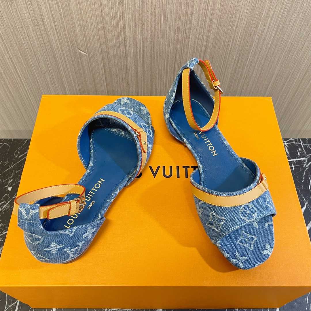 Louis Vuitton Helios Flat Sandal    - DesignerGu