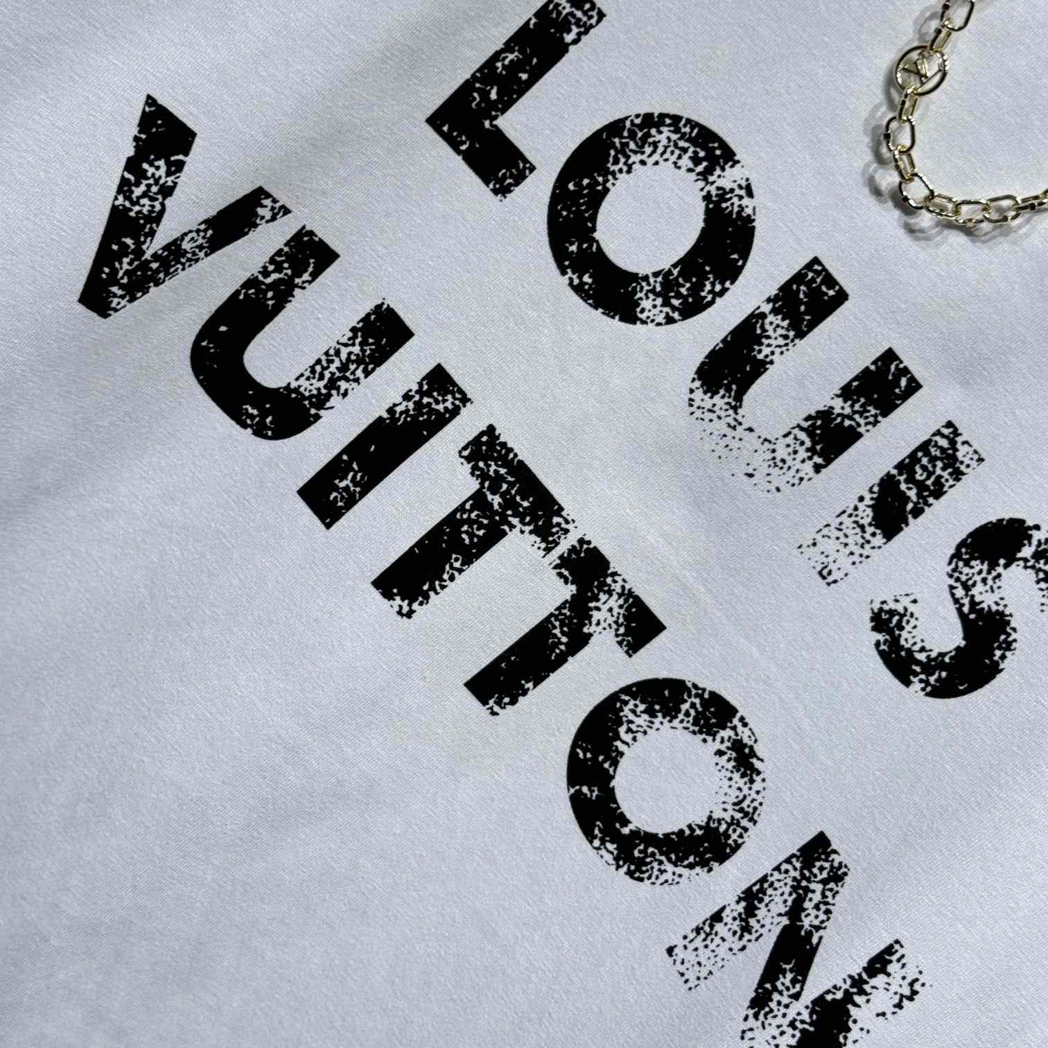 Louis Vuitton Print T-Shirt - DesignerGu