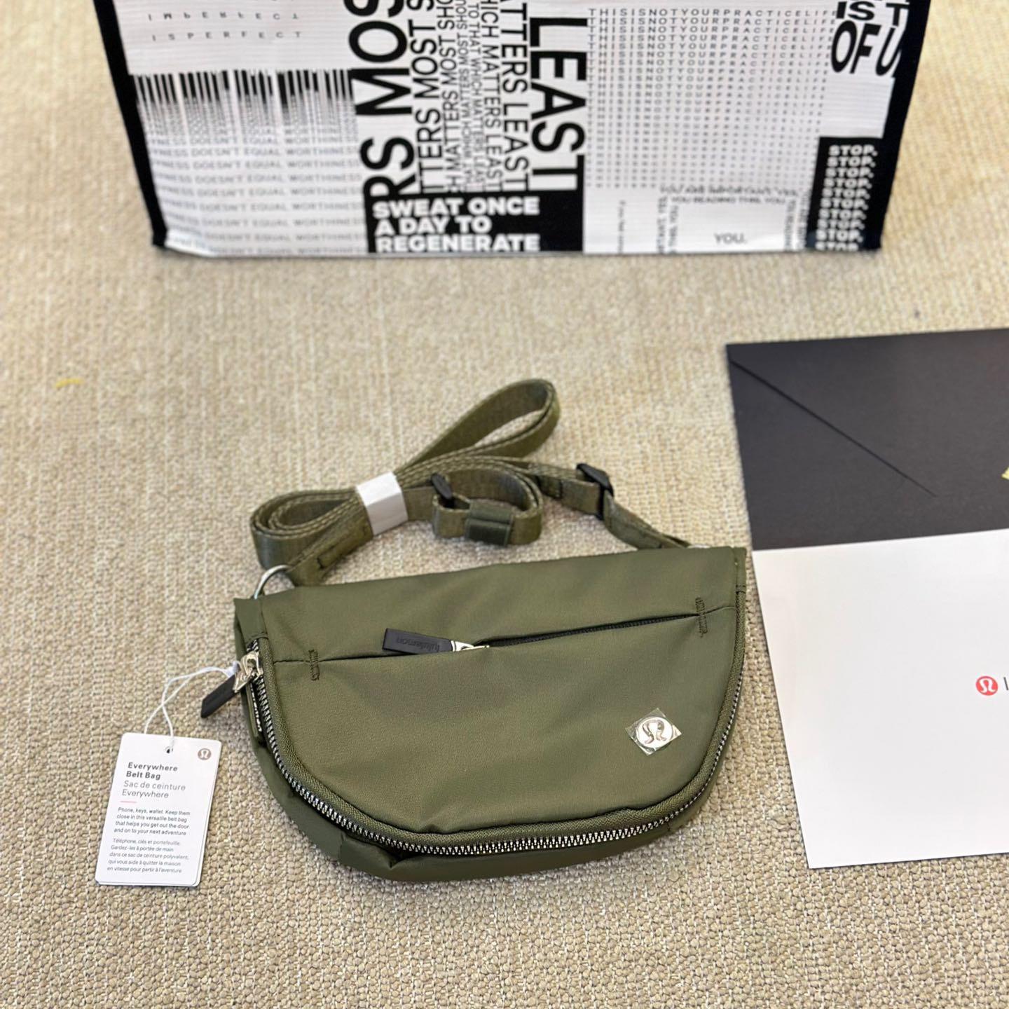 Lululemon All Night Micro Festival Bag （18-12cm） - DesignerGu