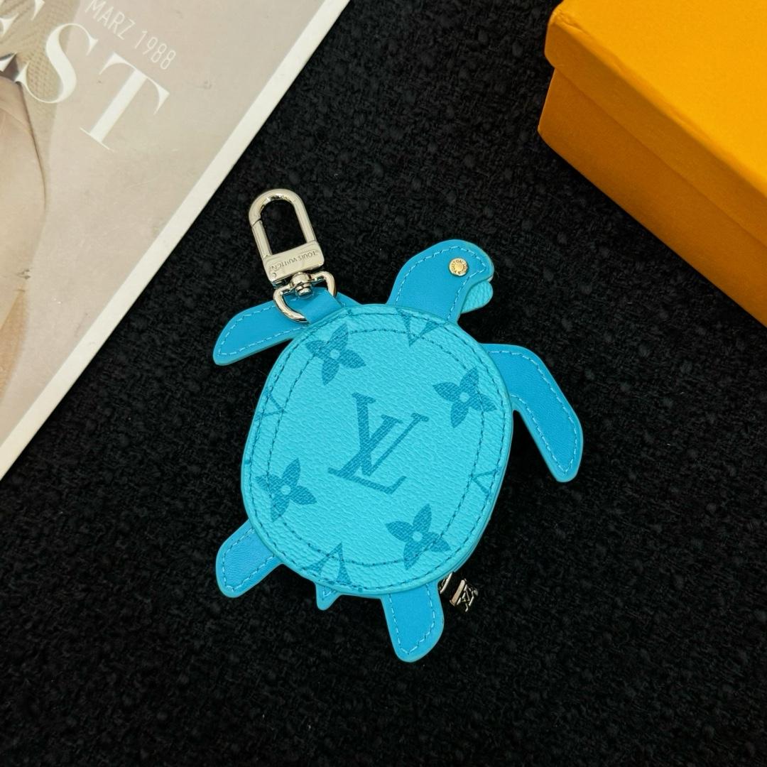 Louis Vuitton LV Turtle Pouch Bag Charm  M02049 - DesignerGu