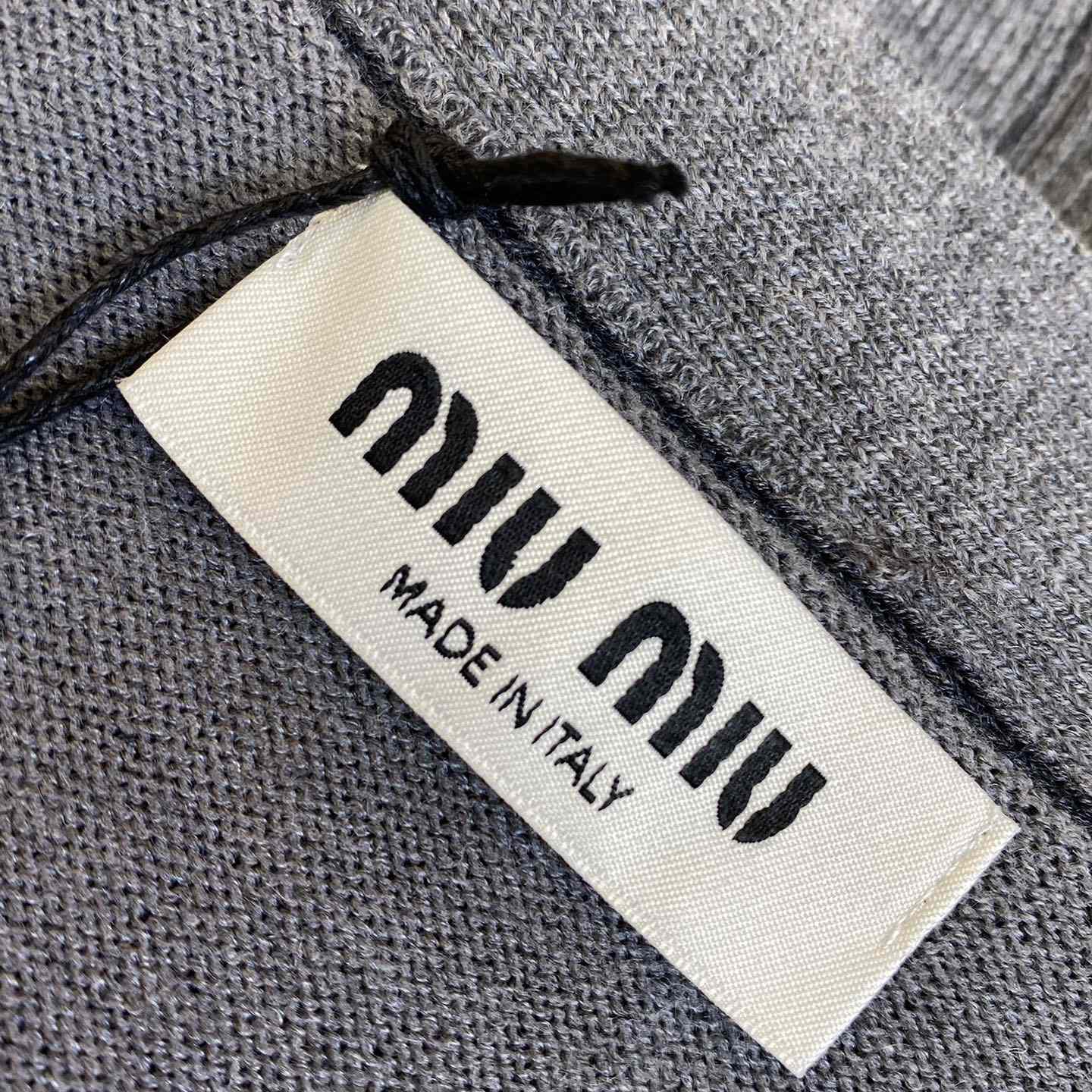 Miu Miu Silk Cashmere Cardigan Sweater - DesignerGu