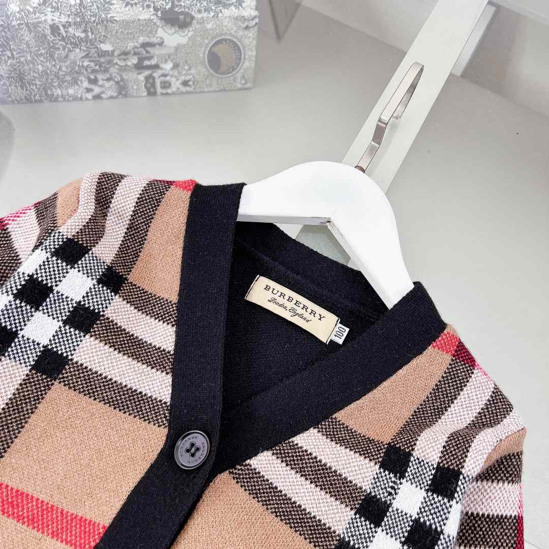 Burberry Kid's Cardigan - DesignerGu