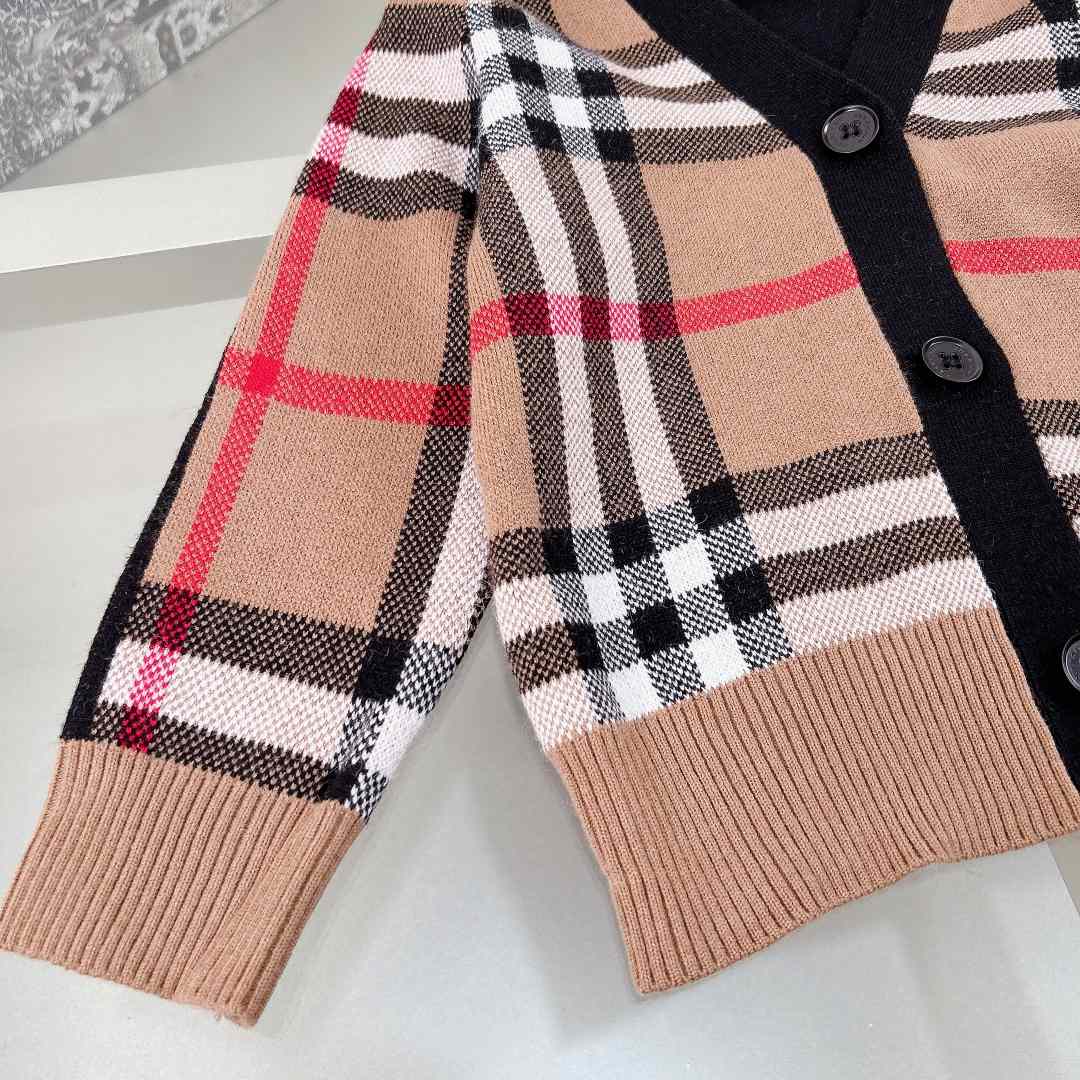 Burberry Kid's Cardigan - DesignerGu