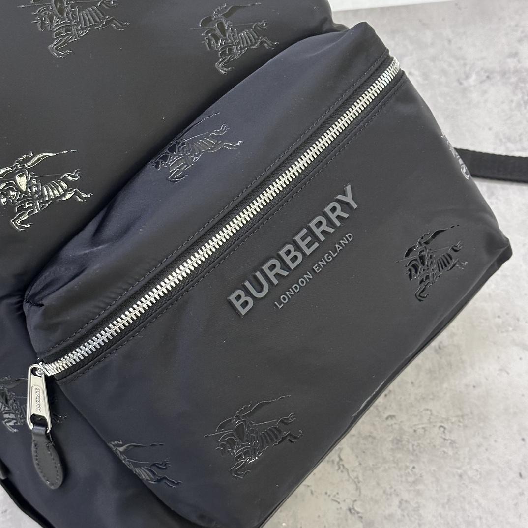 Burberry EKD Backpack - DesignerGu