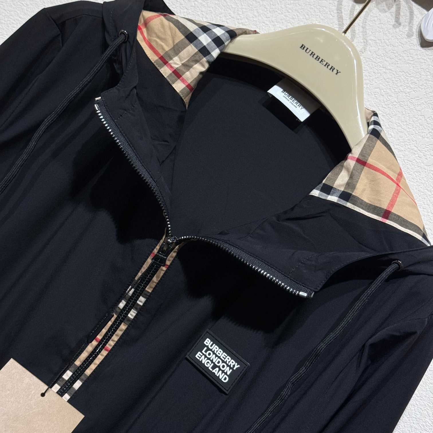 Burberry  Vintage Checked Reversible Jacket - DesignerGu