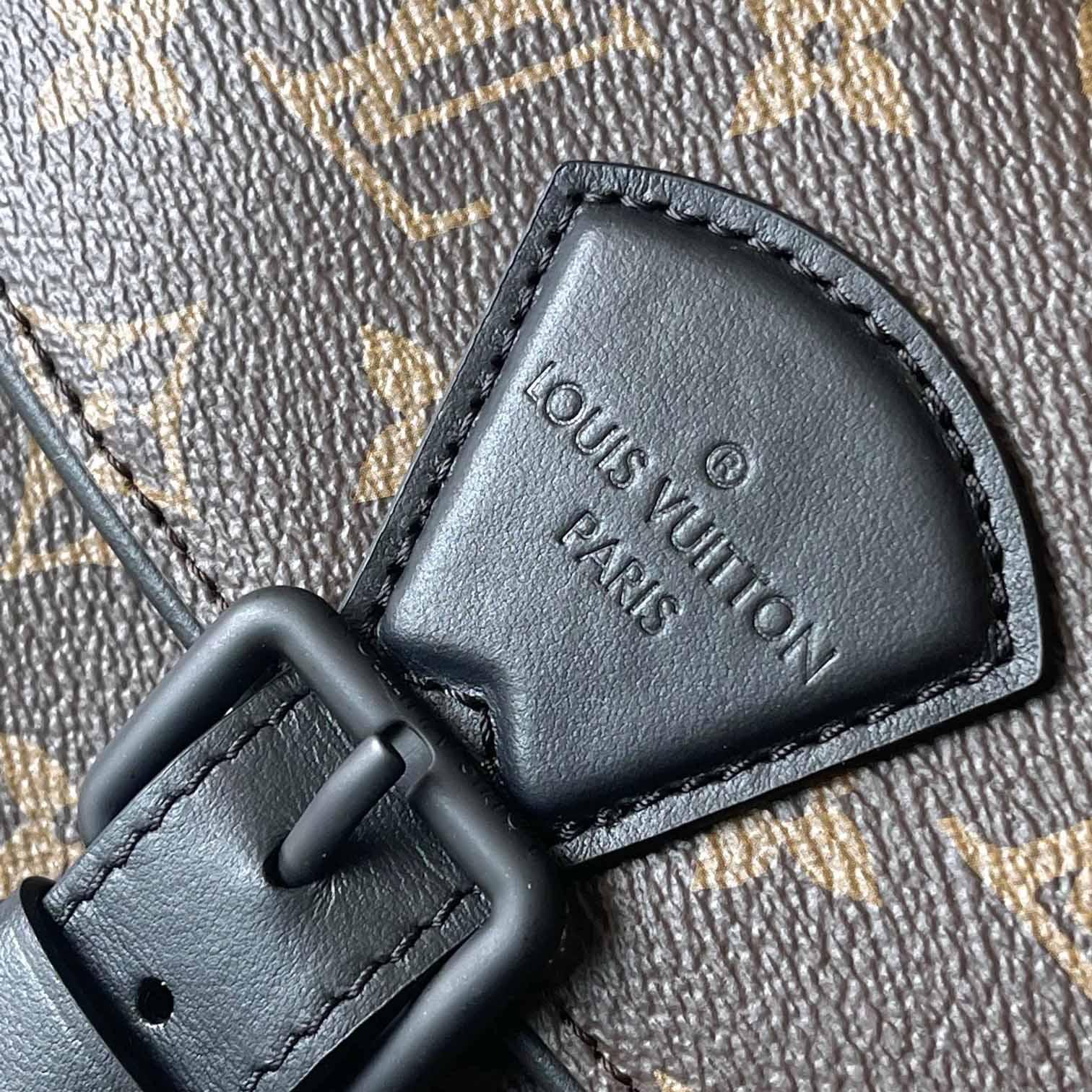 Louis Vuitton Montsouris Messenger PM​   M47060 - DesignerGu