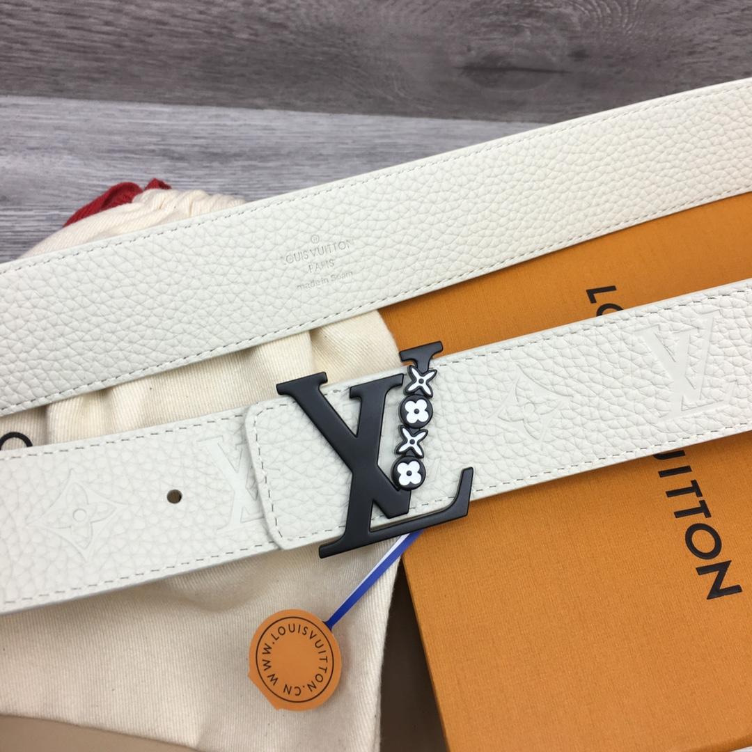 Louis Vuitton 40mm Reversible Belt - DesignerGu