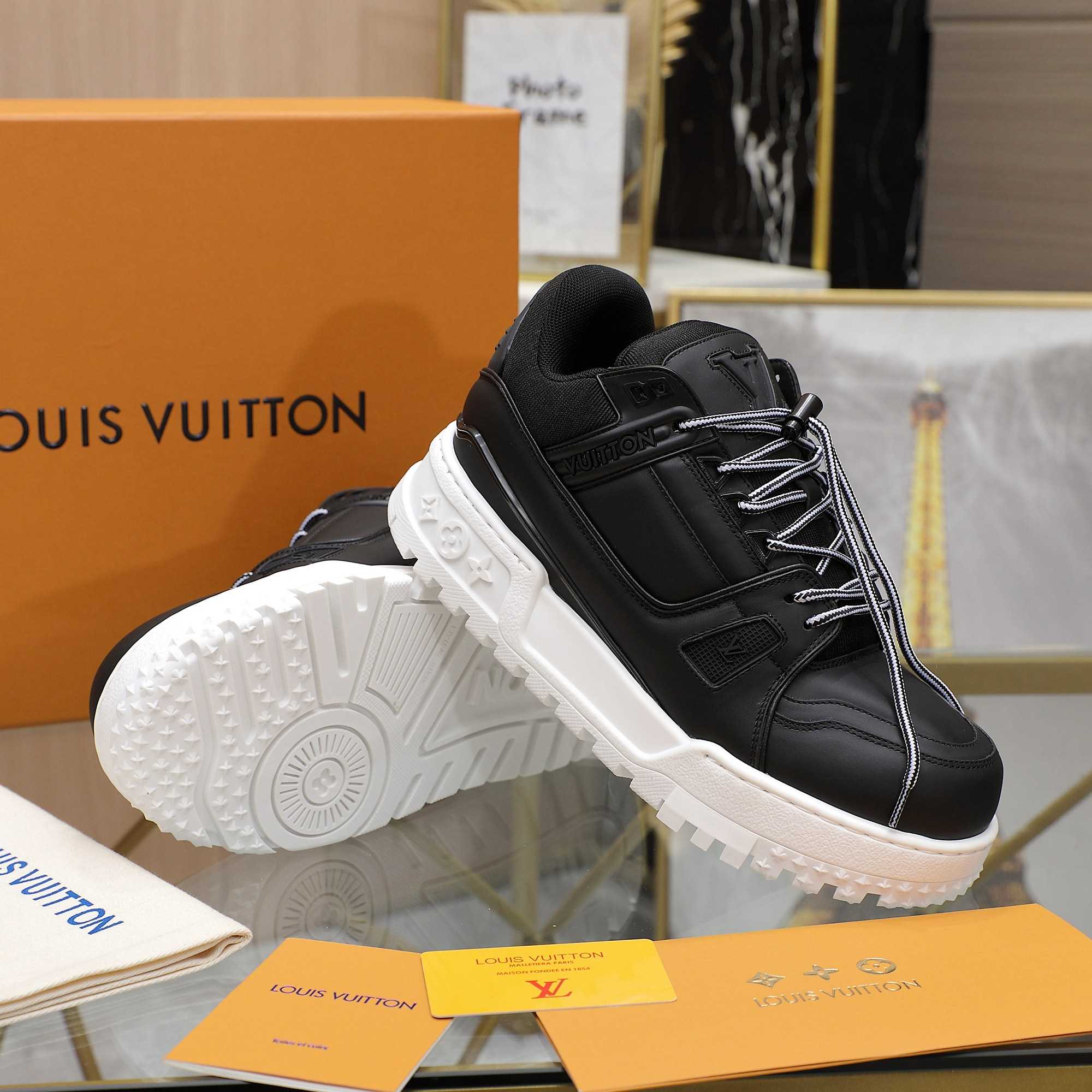 Louis Vuitton LV Trainer Maxi Sneaker   1AD7CZ - DesignerGu