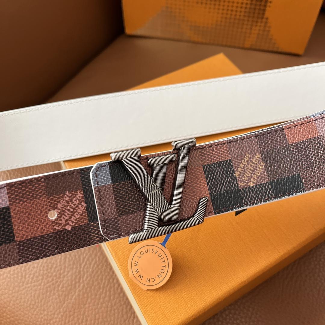 Louis Vuitton LV Initiales 40mm Reversible Belt - DesignerGu