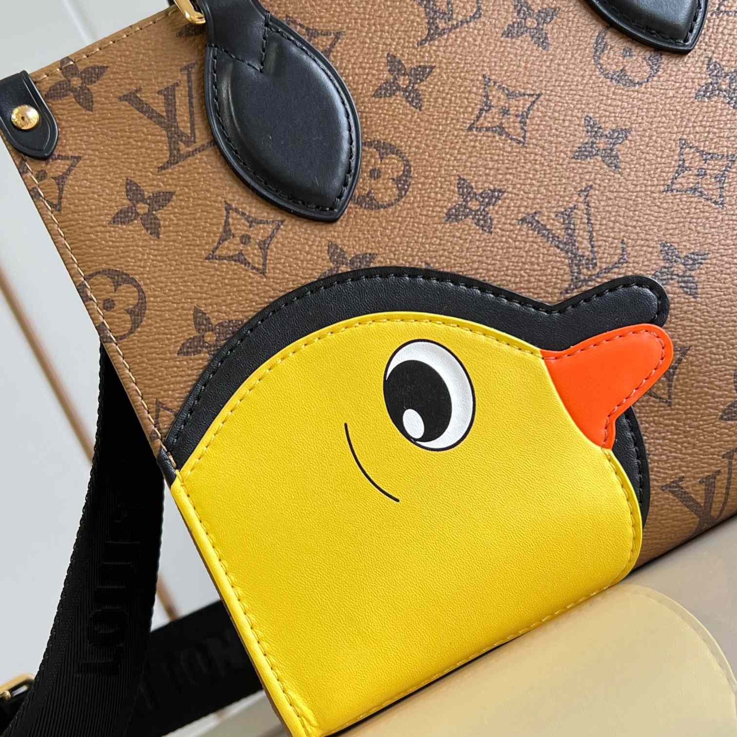 Louis Vuitton OnTheGo PM   M47199 - DesignerGu