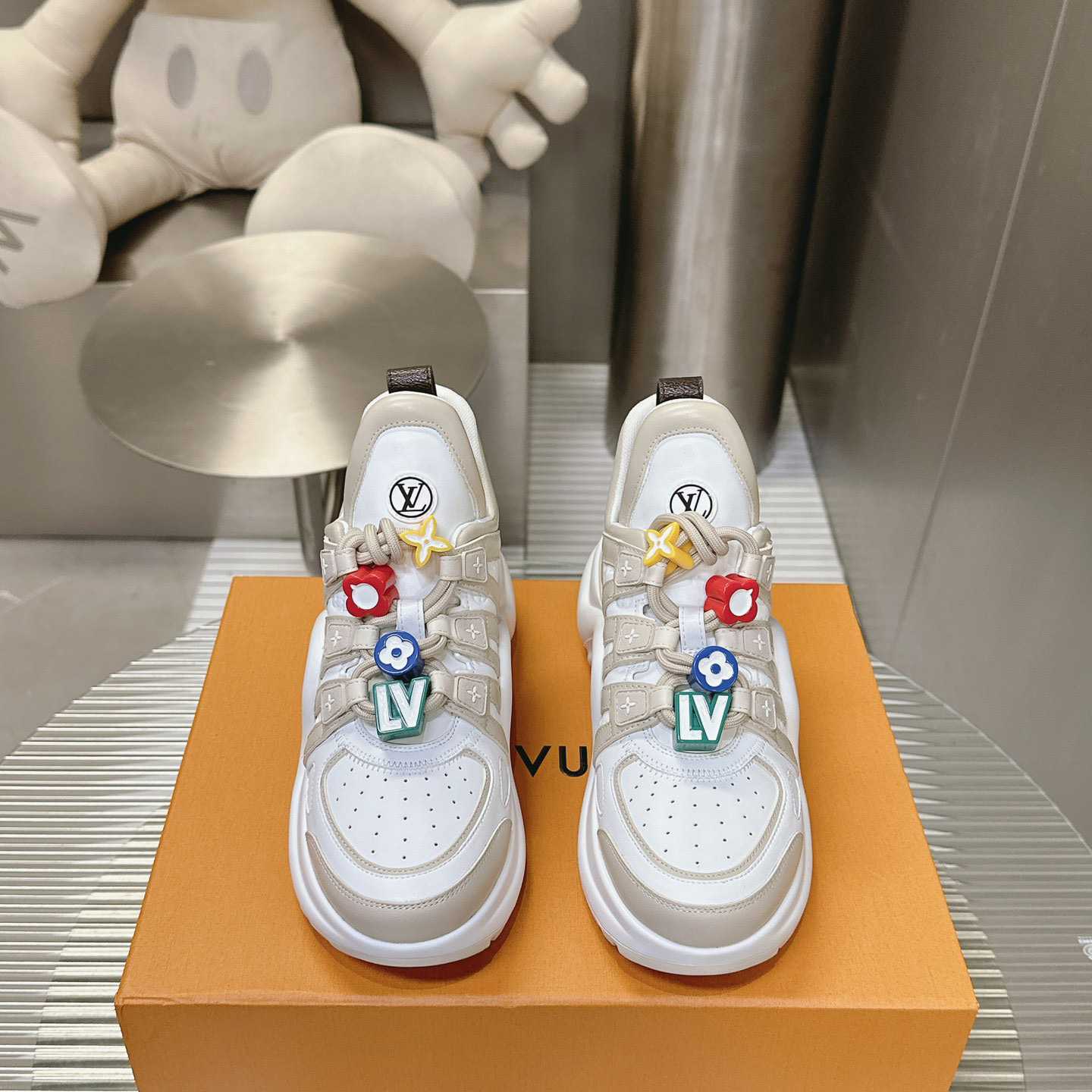 Louis Vuitton LV Archlight Sneaker   1AD2GJ - DesignerGu