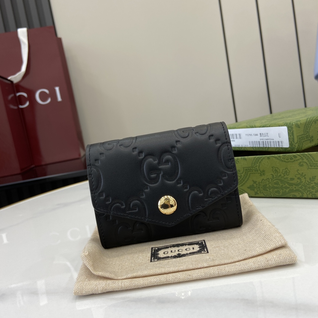 Gucci GG Card Case  - DesignerGu