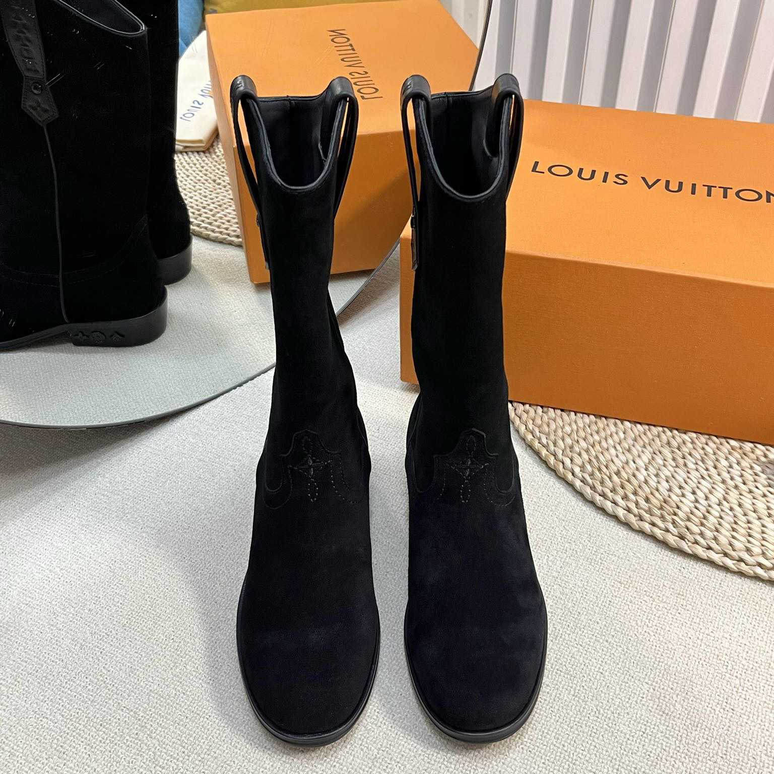 Louis Vuitton LV Rider Boot   1AD7FW - DesignerGu