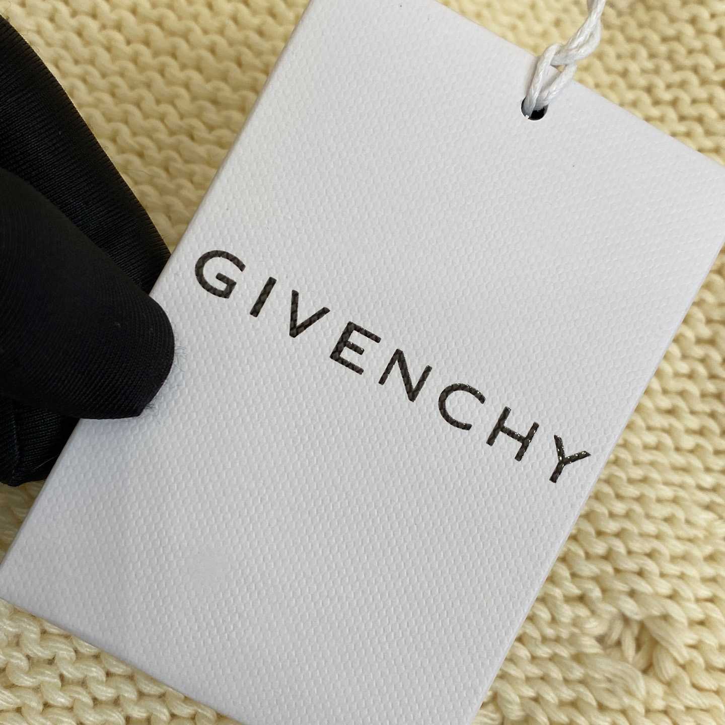 Givenchy Oversized Sweater In Wool - DesignerGu